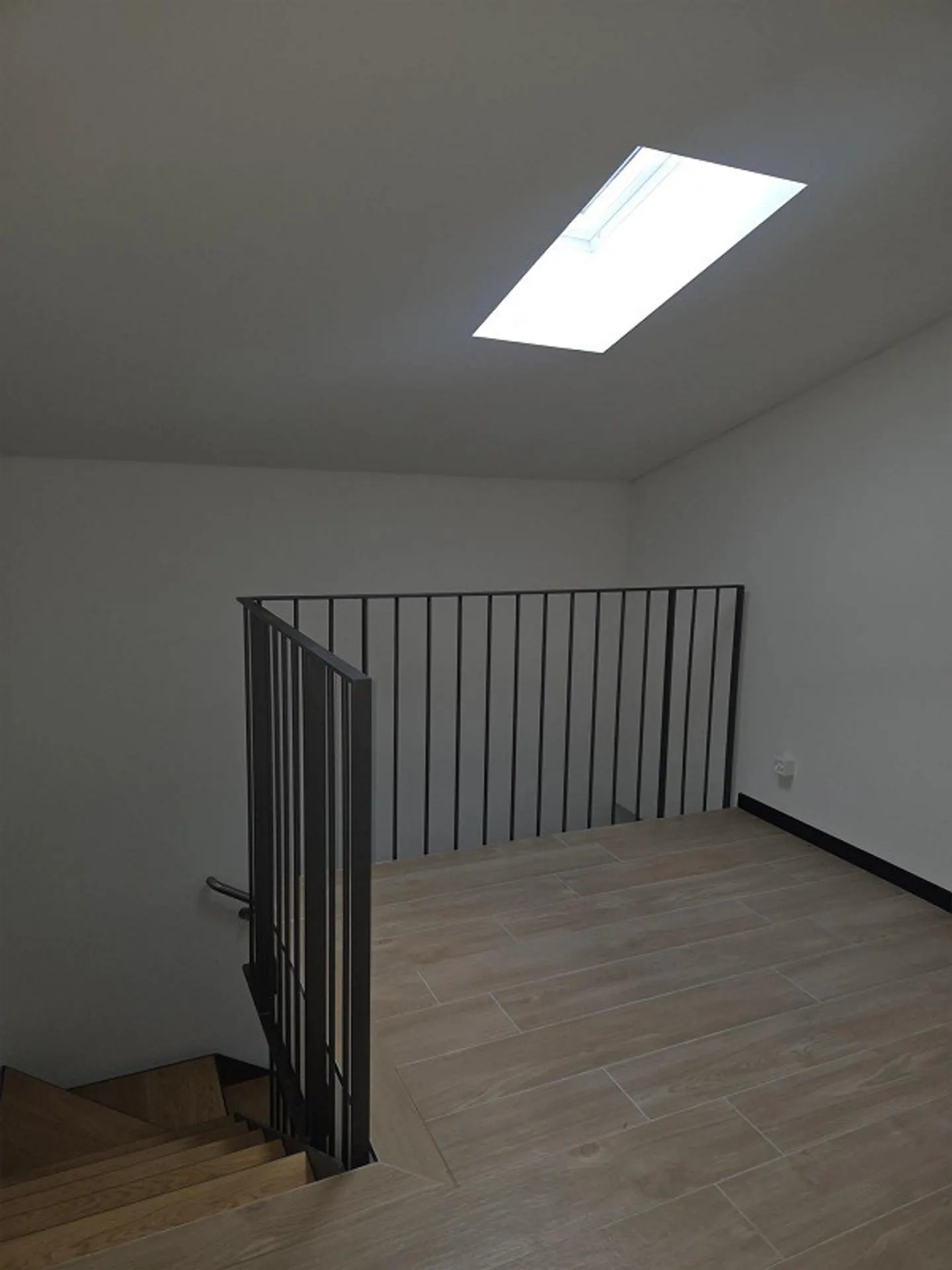 APPARTEMENT LUMINEUX DANS UN QUARTIER CALME - Photo 11 sur 21