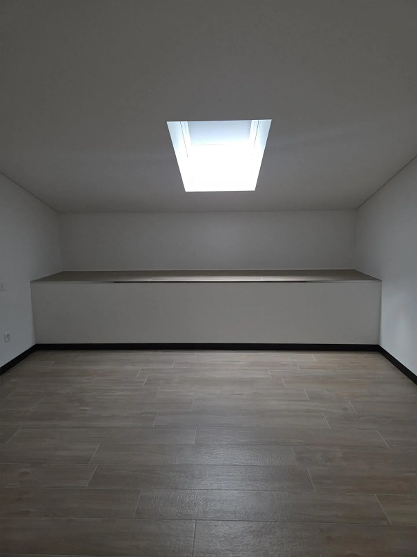 APPARTEMENT LUMINEUX DANS UN QUARTIER CALME - Photo 15 sur 21