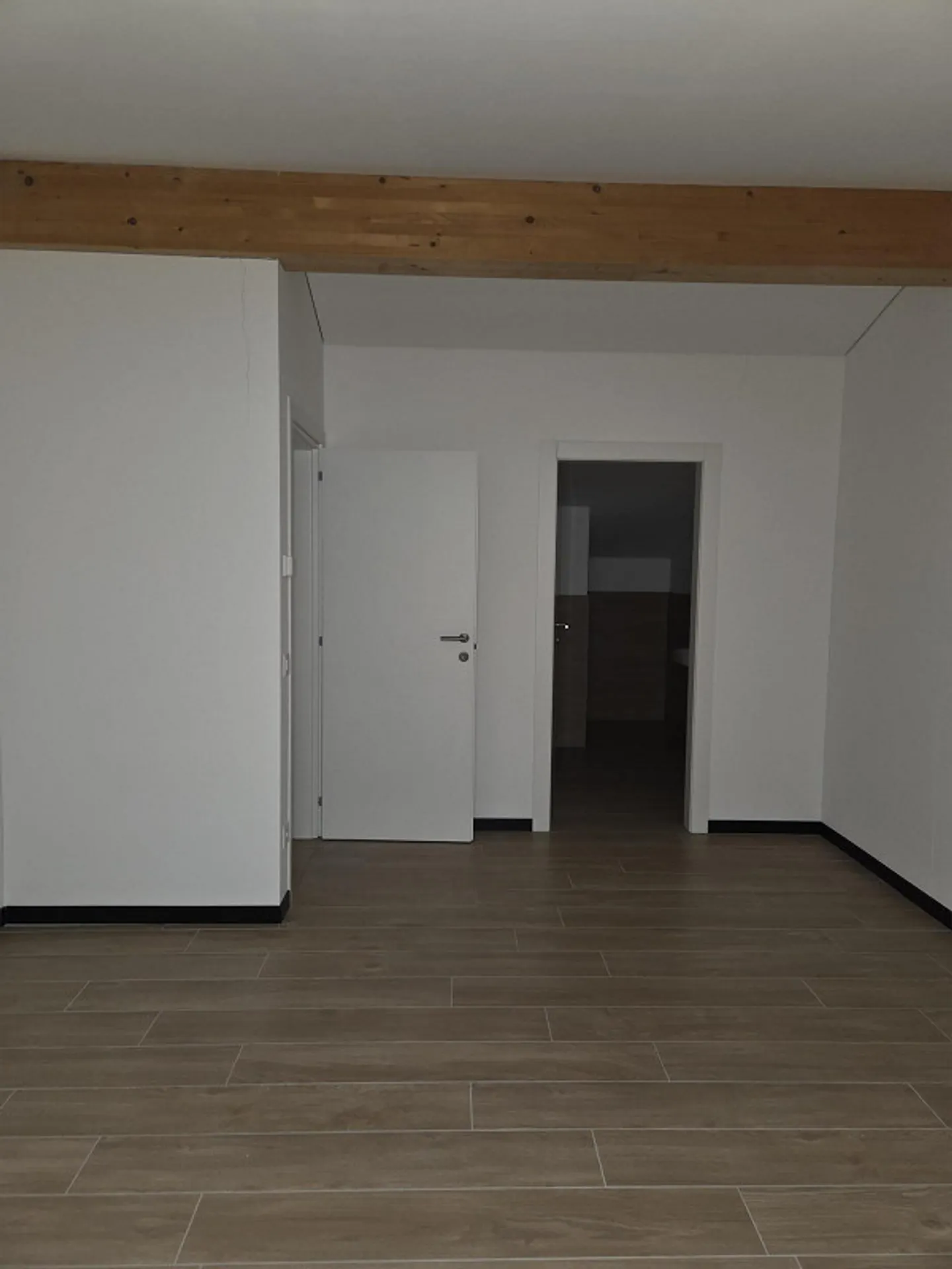 APPARTEMENT LUMINEUX DANS UN QUARTIER CALME - Photo 16 sur 21