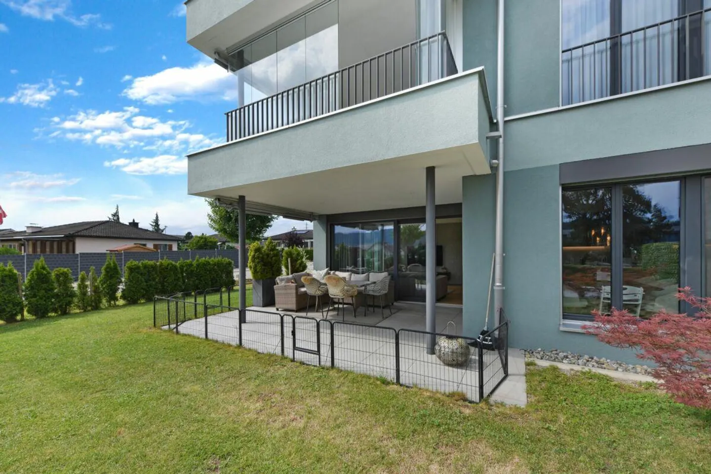 Exklusive 3.5-Zimmer-Gartenwohnung mit hochwertigem Ausbau und gros... - Foto 18 von 24