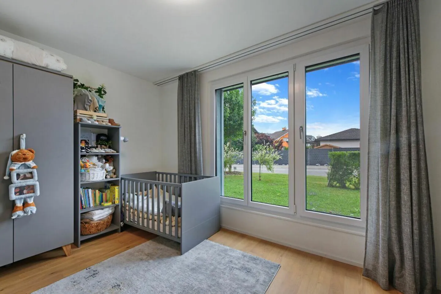 Exklusive 3.5-Zimmer-Gartenwohnung mit hochwertigem Ausbau und gros... - Foto 14 von 24