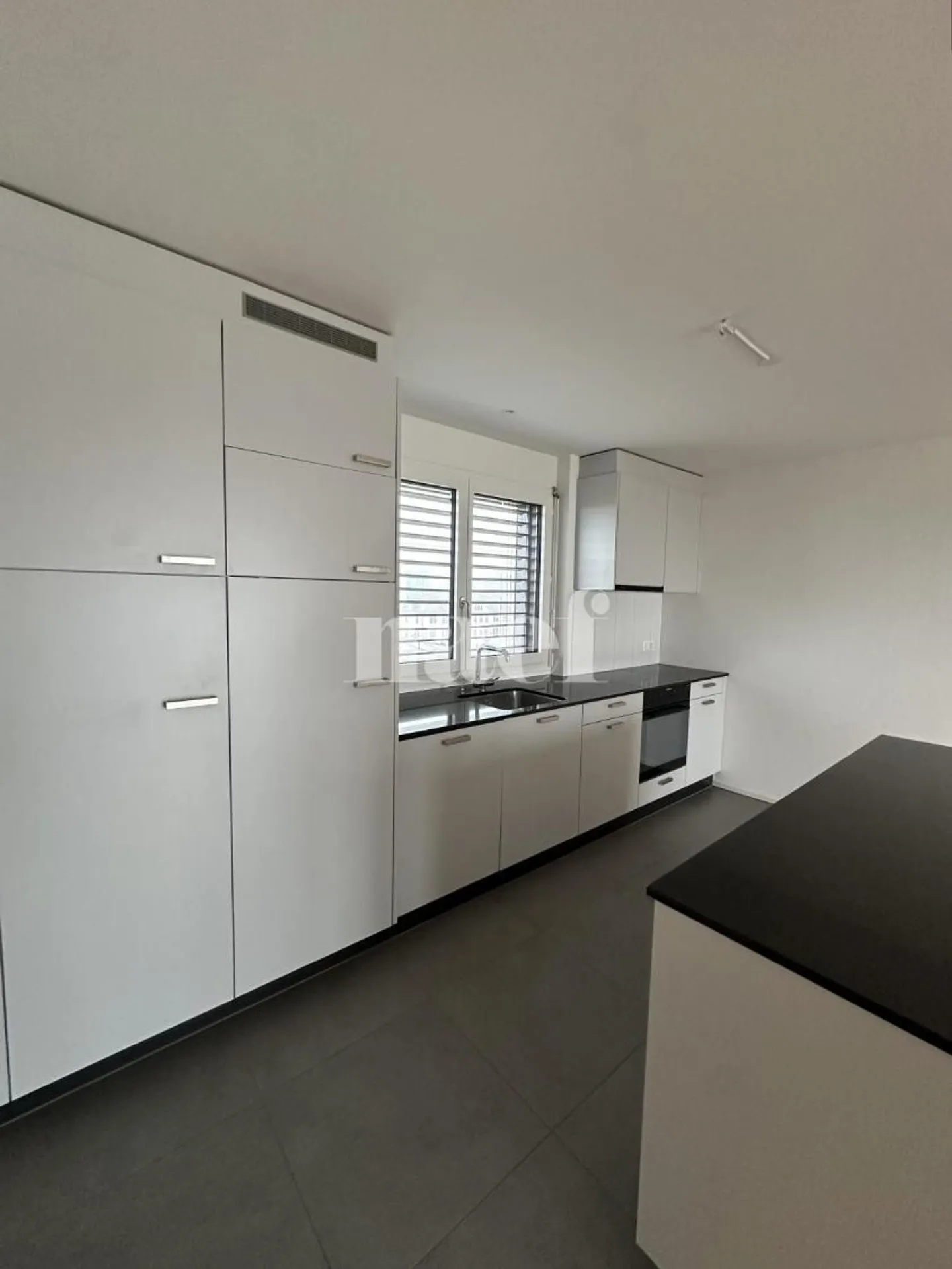 5.5 Room Apartment with Balcony - Photo 3 of 10