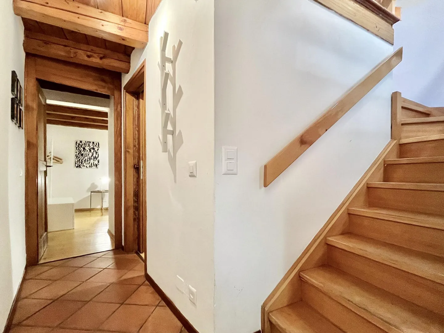 AFFITTASI CASA DI NUCLEO 3.5 LOCALI ARREDATA A MORCOTE - Foto 3 di 9