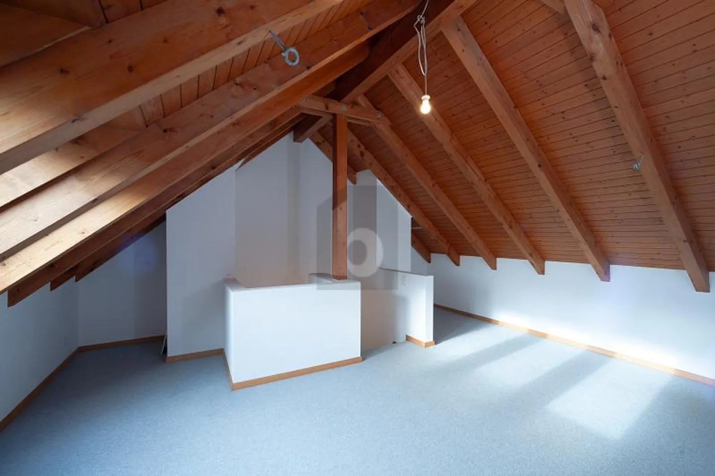 Renovierte Wohnung mit Balkon - Foto 4 von 6