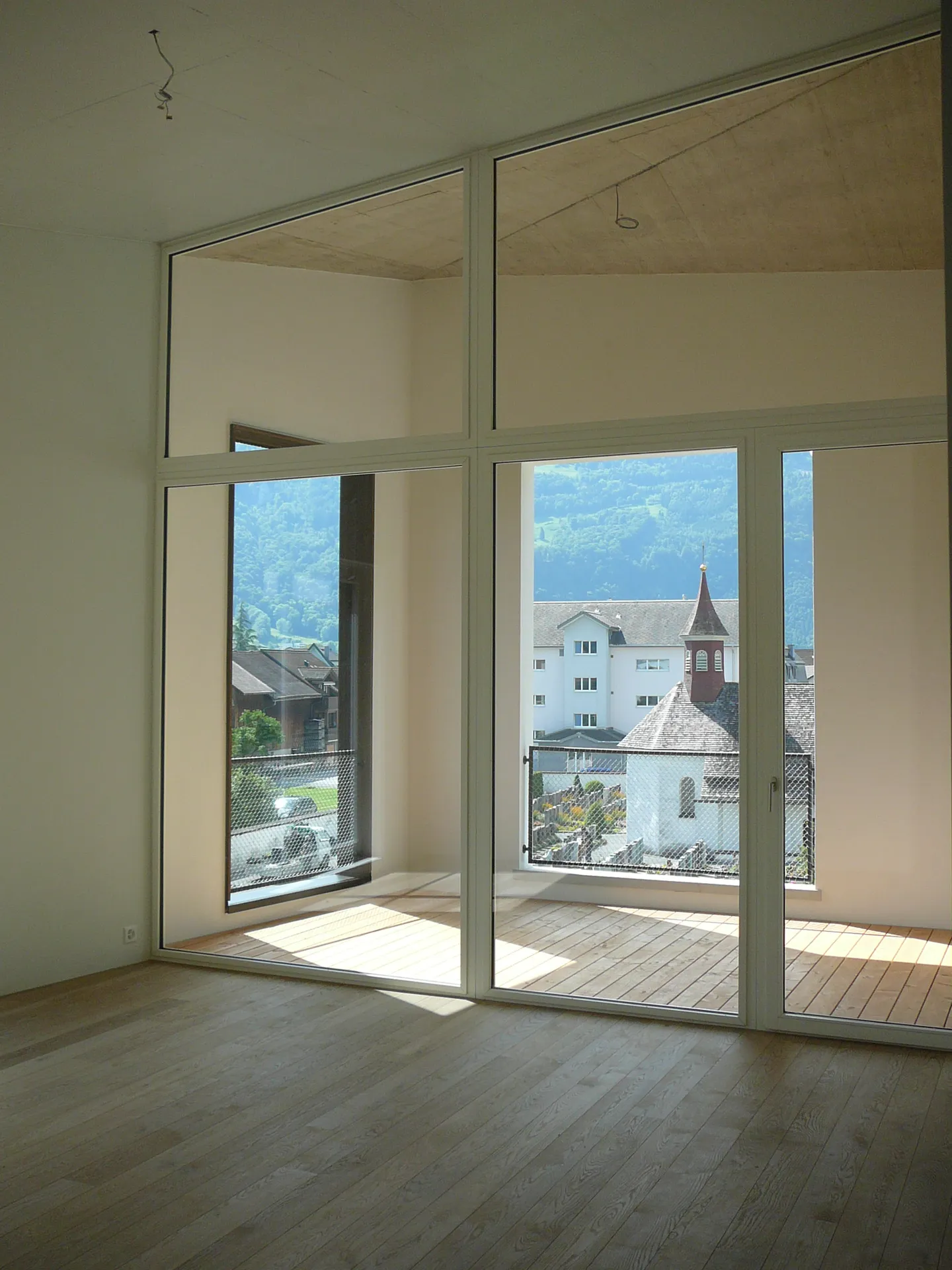 appartement en penthouse attrayant dans un emplacement ensoleillé - Photo 4 sur 6