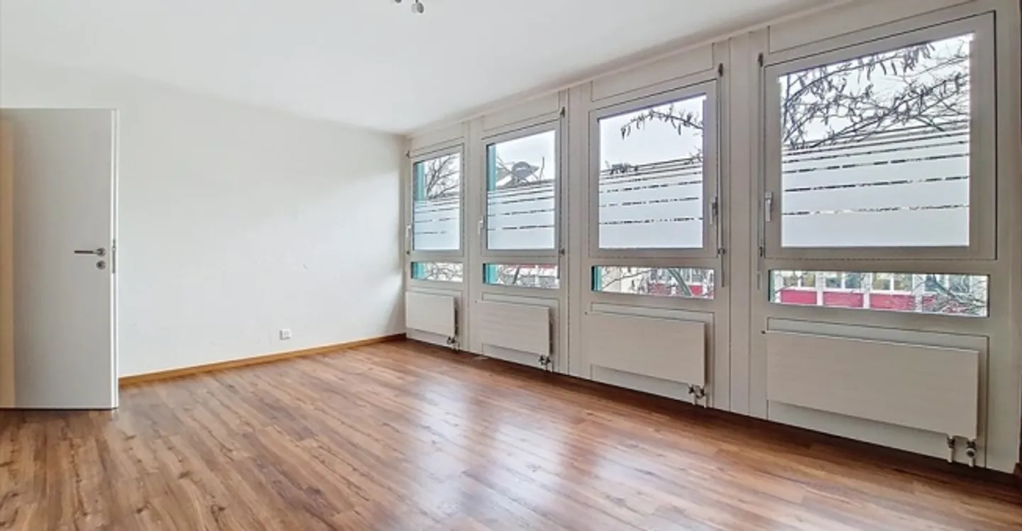 Ufficio 3.5 stanze - Foto 2 di 12