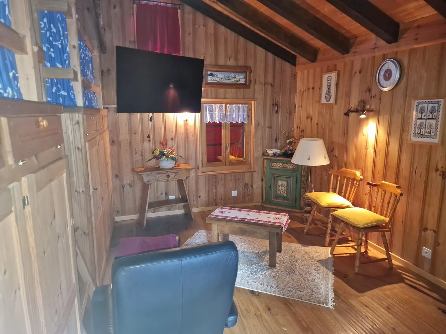 FIONNAY - 2-Zimmer Mazot + Weinkeller + möblierte Terrasse - Foto 7 von 19