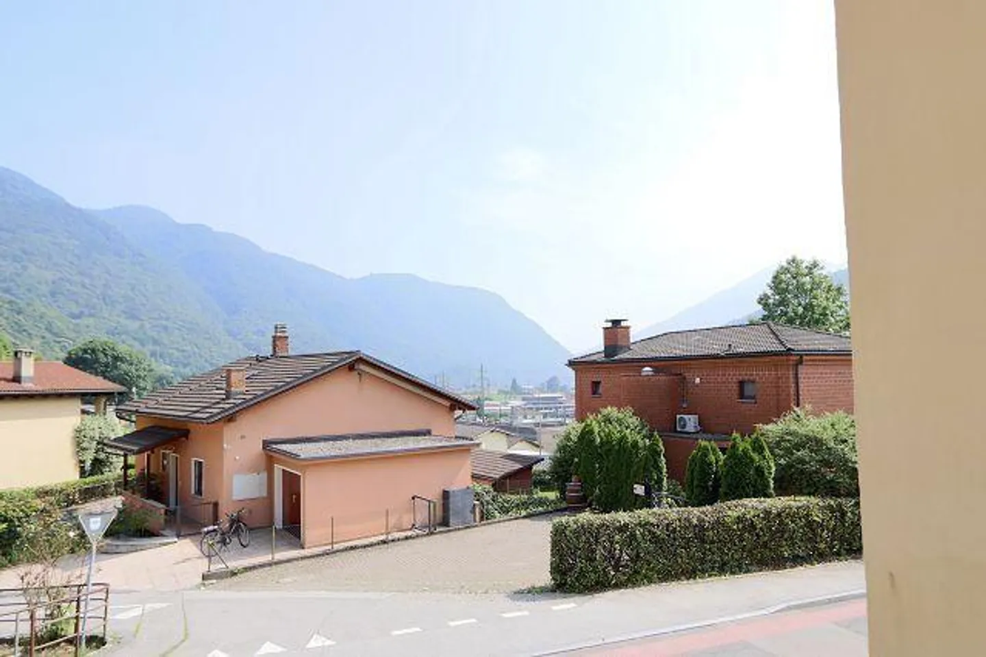 Charming Renovation Project in Bironico - Photo 29 of 38