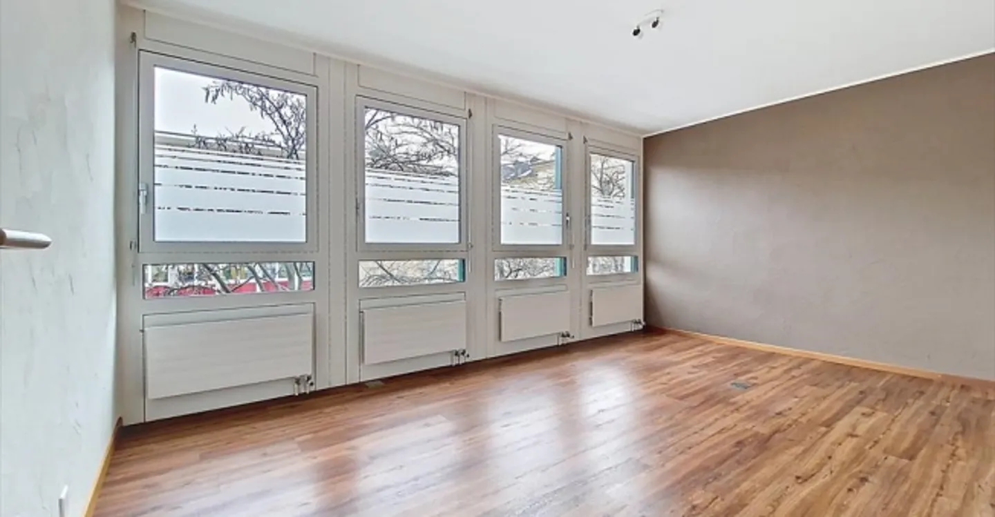 Ufficio 3.5 stanze - Foto 9 di 12