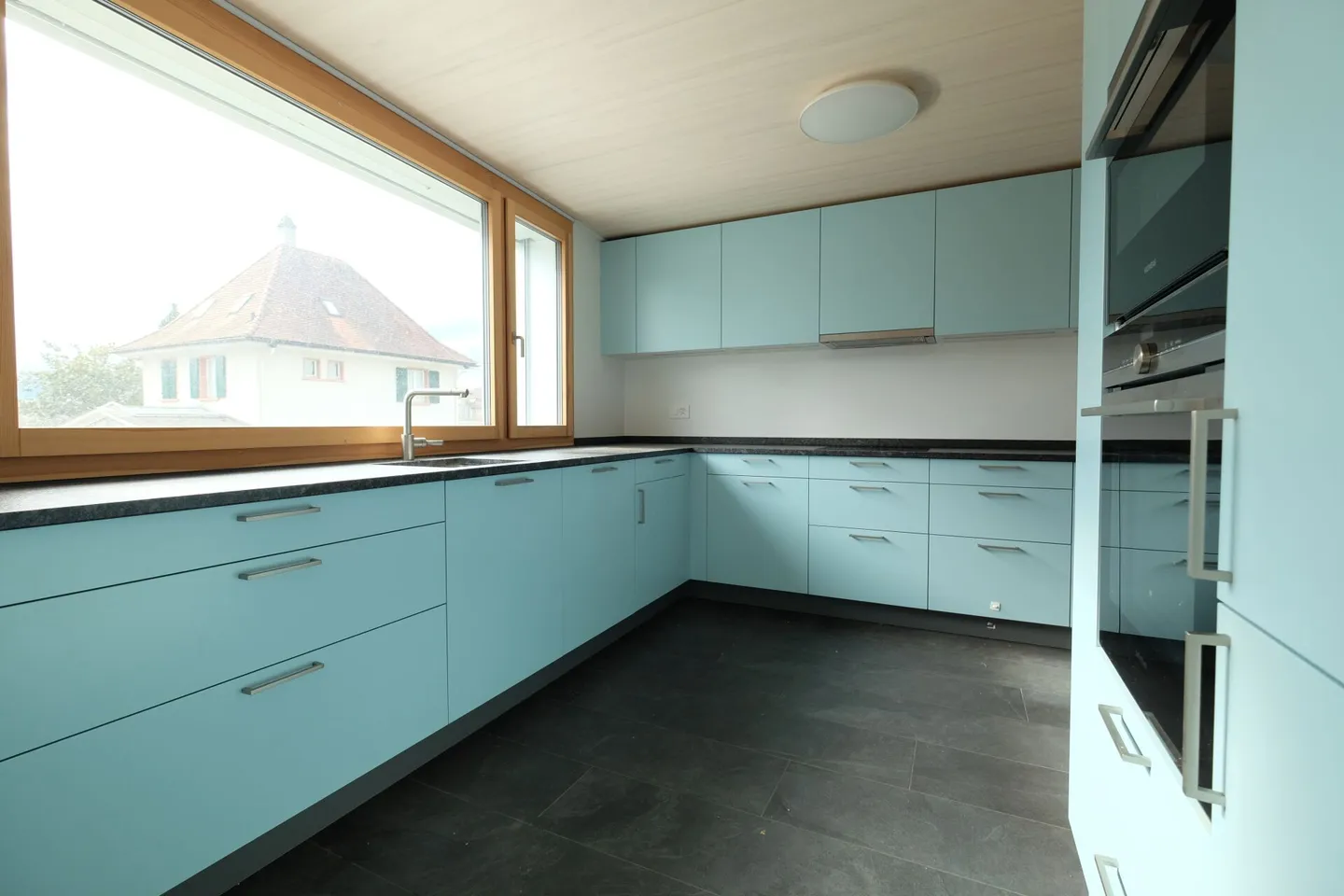 Appartement en duplex de 4,5 pièces dans un nouveau bâtiment économe en énergie - Photo 4 sur 8