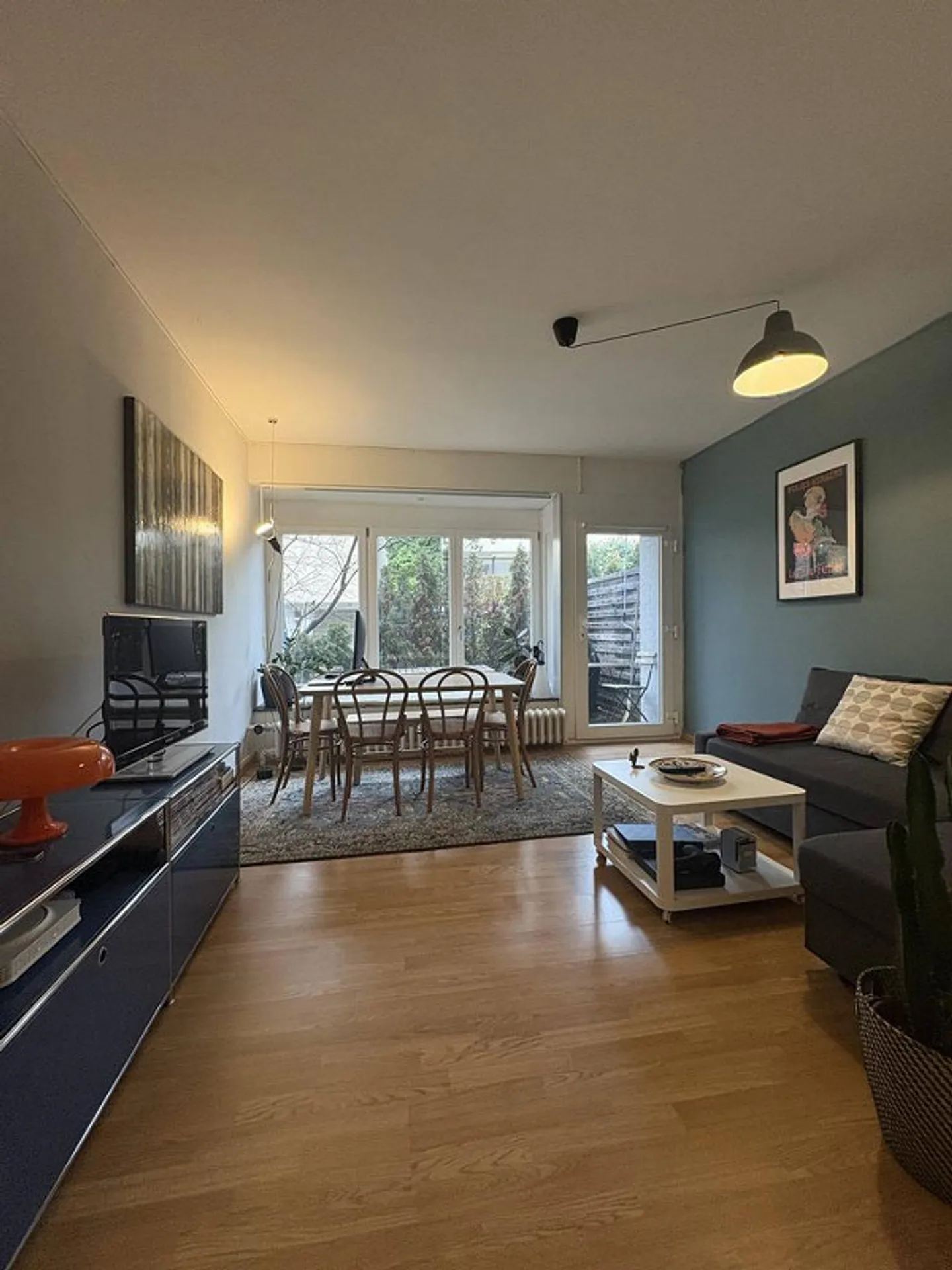 Appartement 2.5 pièces situé au centre à Zurich - Photo 2 sur 12