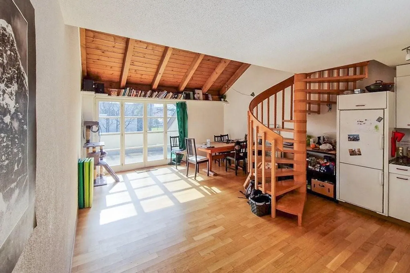 Beautiful, bright gallery apartment in Gümligen - Photo 3 of 12