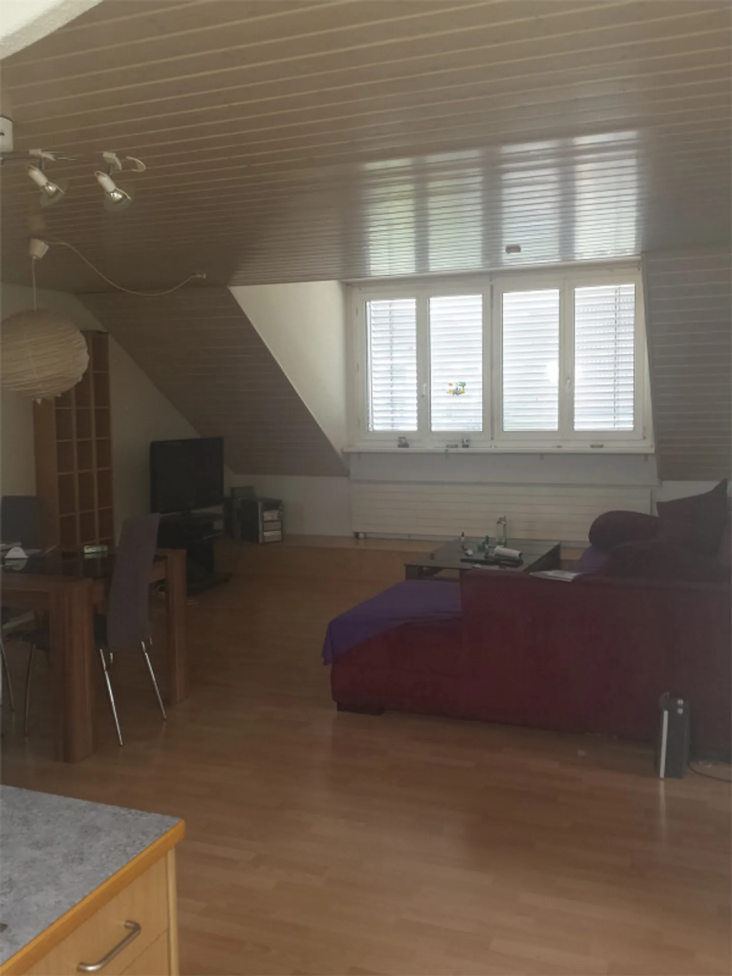 Appartamento mansardato di 3 stanze (arredato o non arredato) - Foto 2 di 5