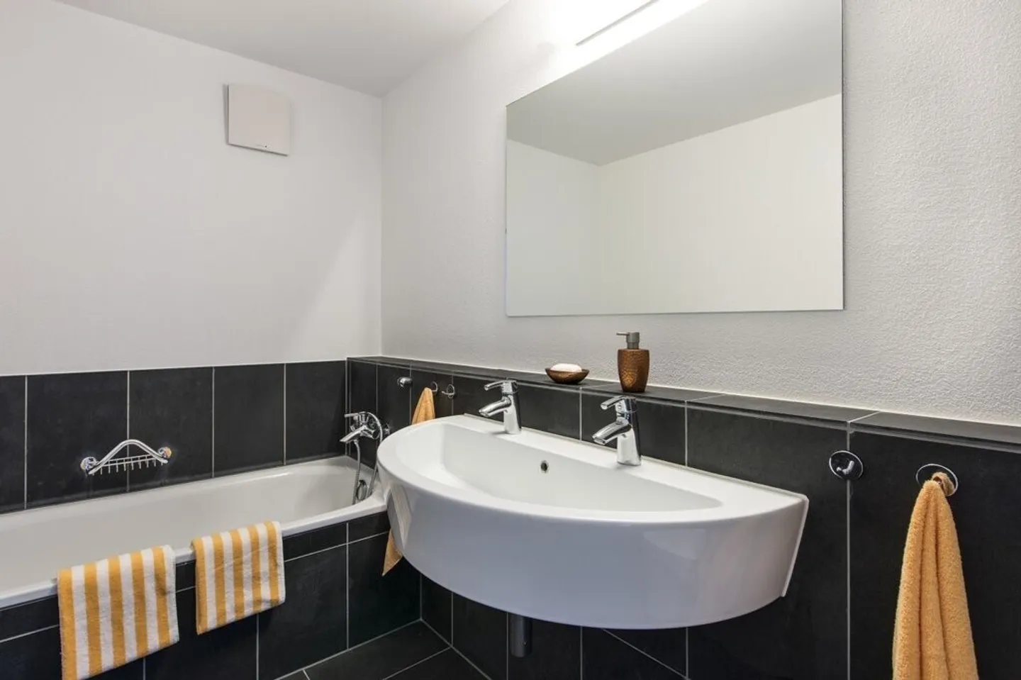 Appartement de rêve avec coin salon dans le jardin - Photo 4 sur 5