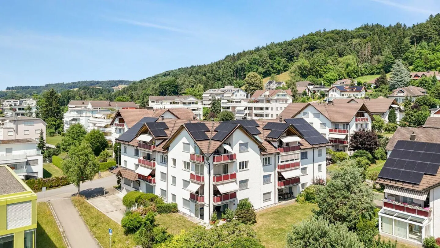 Votre nouveau chez-vous – Appartement de 4,5 pièces avec charme et potentiel - Photo 12 sur 18