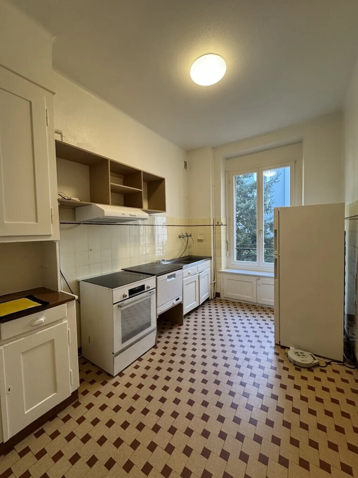 Appartement Rénové Près de la Gare - Photo 4 sur 7