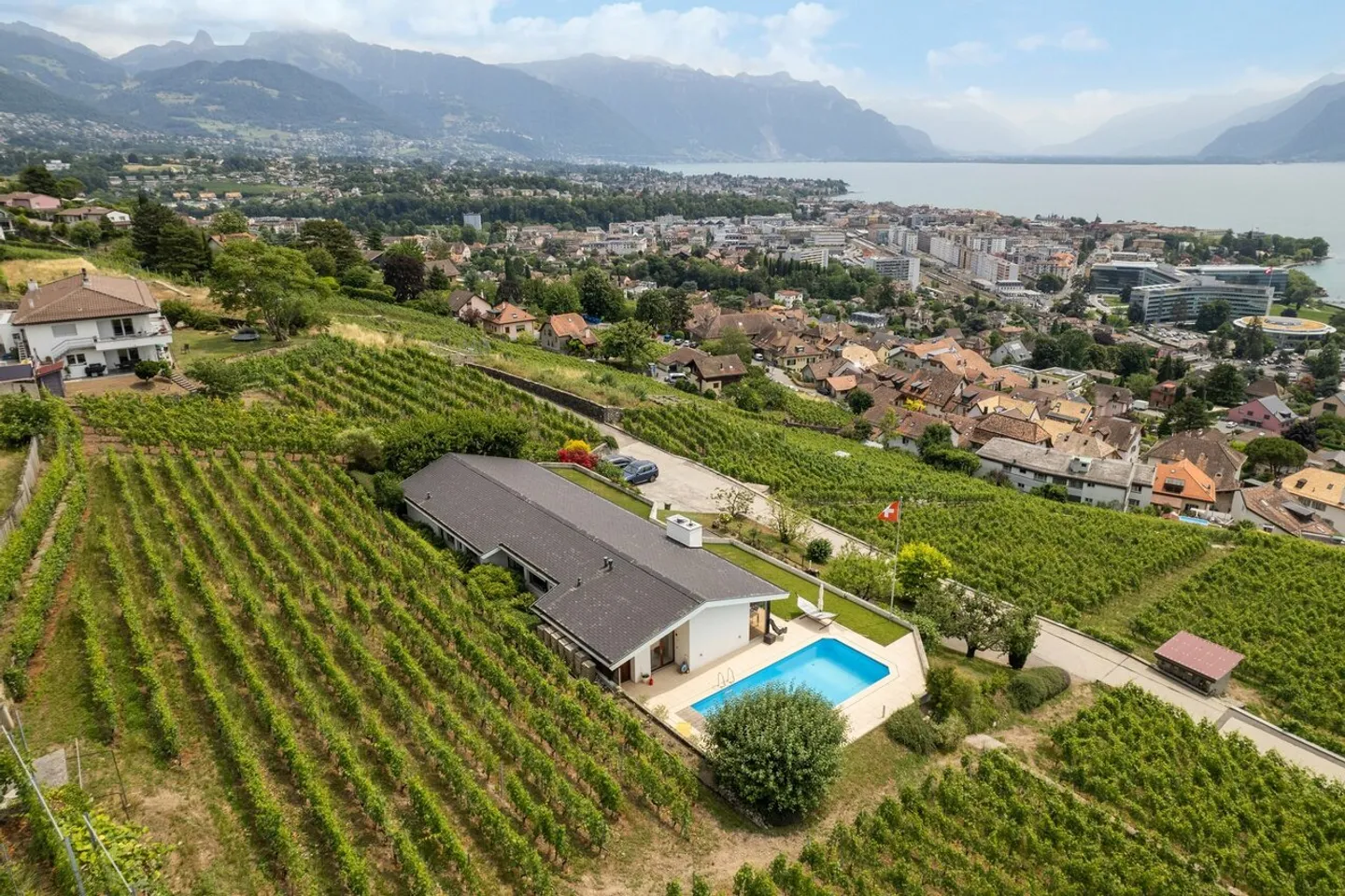 Entre le vert des vignes et le bleu du lac - Photo 15 sur 15