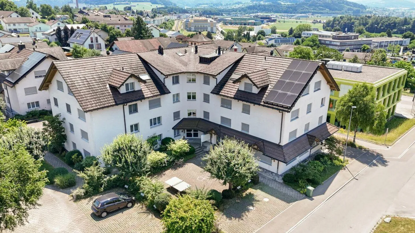 Votre nouveau chez-vous – Appartement de 4,5 pièces avec charme et potentiel - Photo 16 sur 18