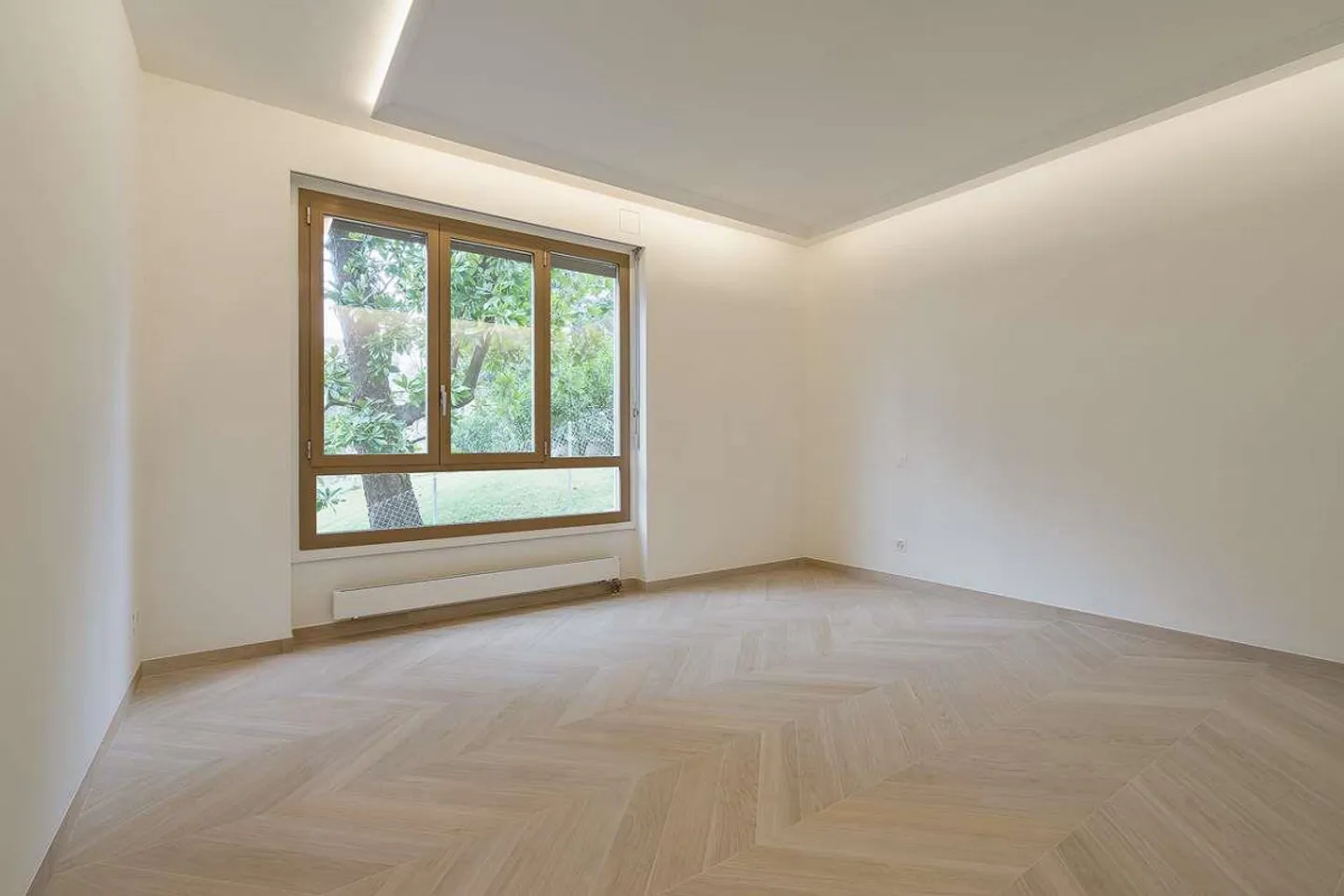 Spectacular 3.5 rooms just steps from the center - Photo 9 of 12