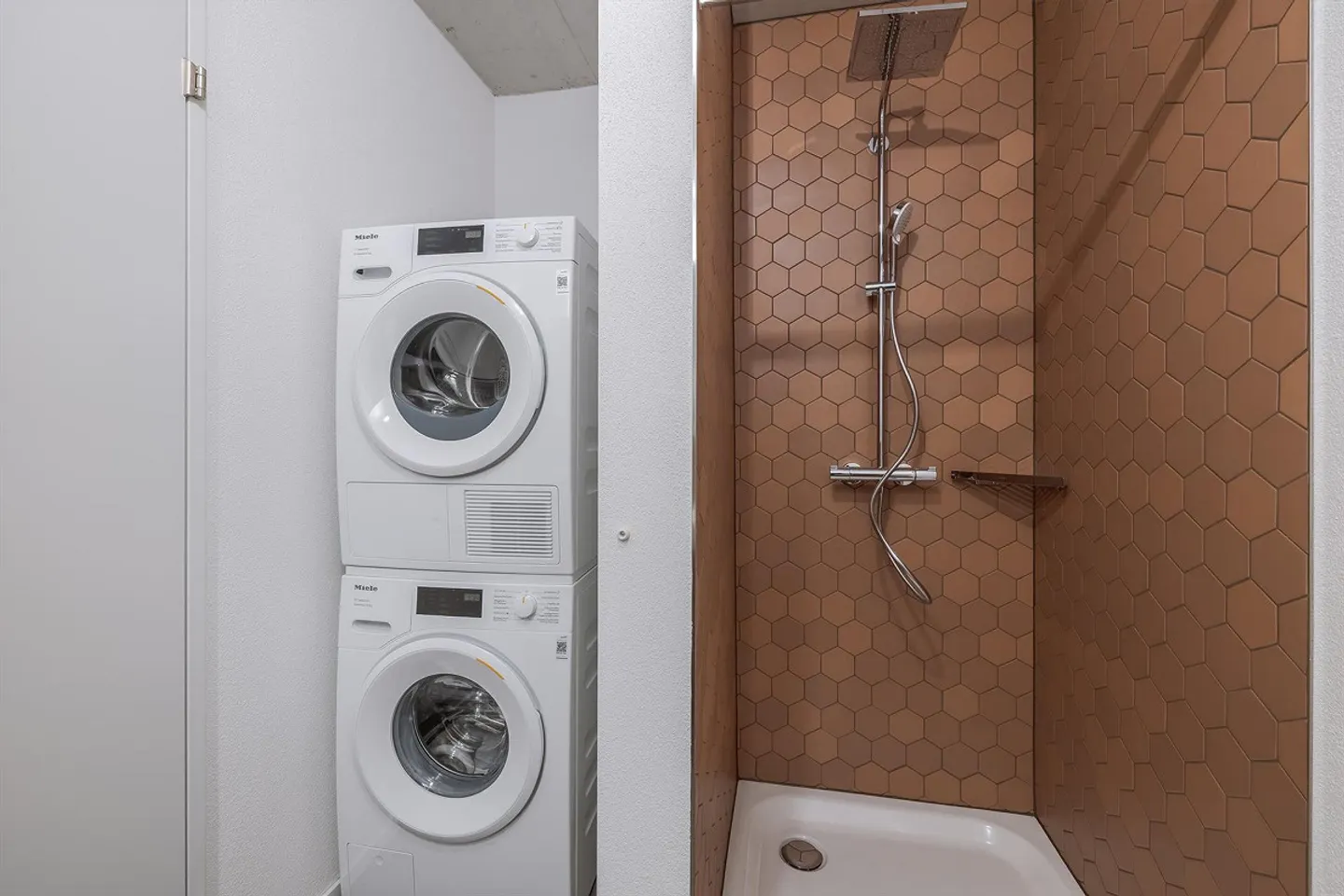 2.5 Room Apartment in Zollikofen - Photo 7 of 8