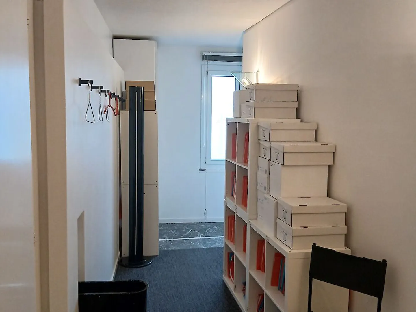 Wunderbares Lokal im Stadtzentrum von Bulle - Foto 3 di 13