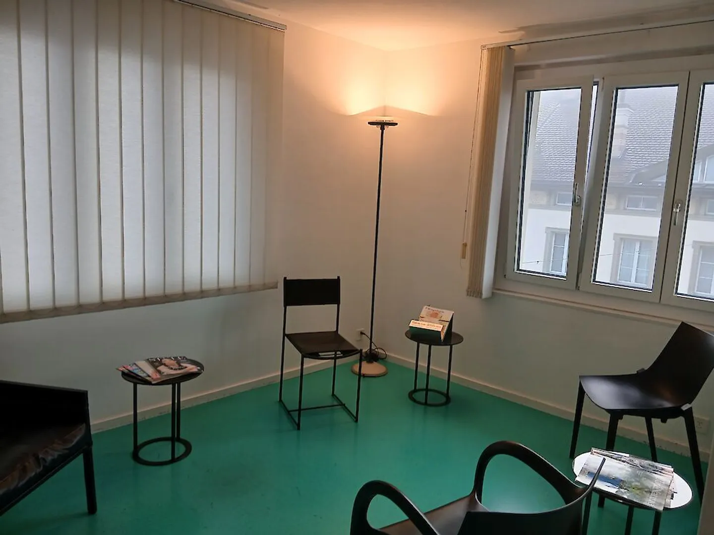 Wunderbares Lokal im Stadtzentrum von Bulle - Foto 6 di 13
