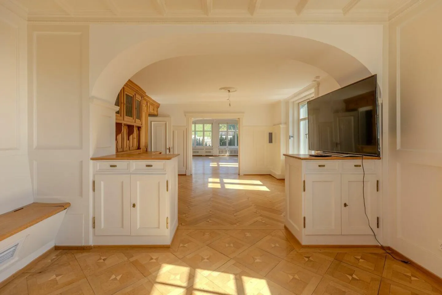 Villa esclusiva - Eleganza senza tempo e potenziale versatile (Regione di Wil SG, Turgovia) - Foto 4 di 9