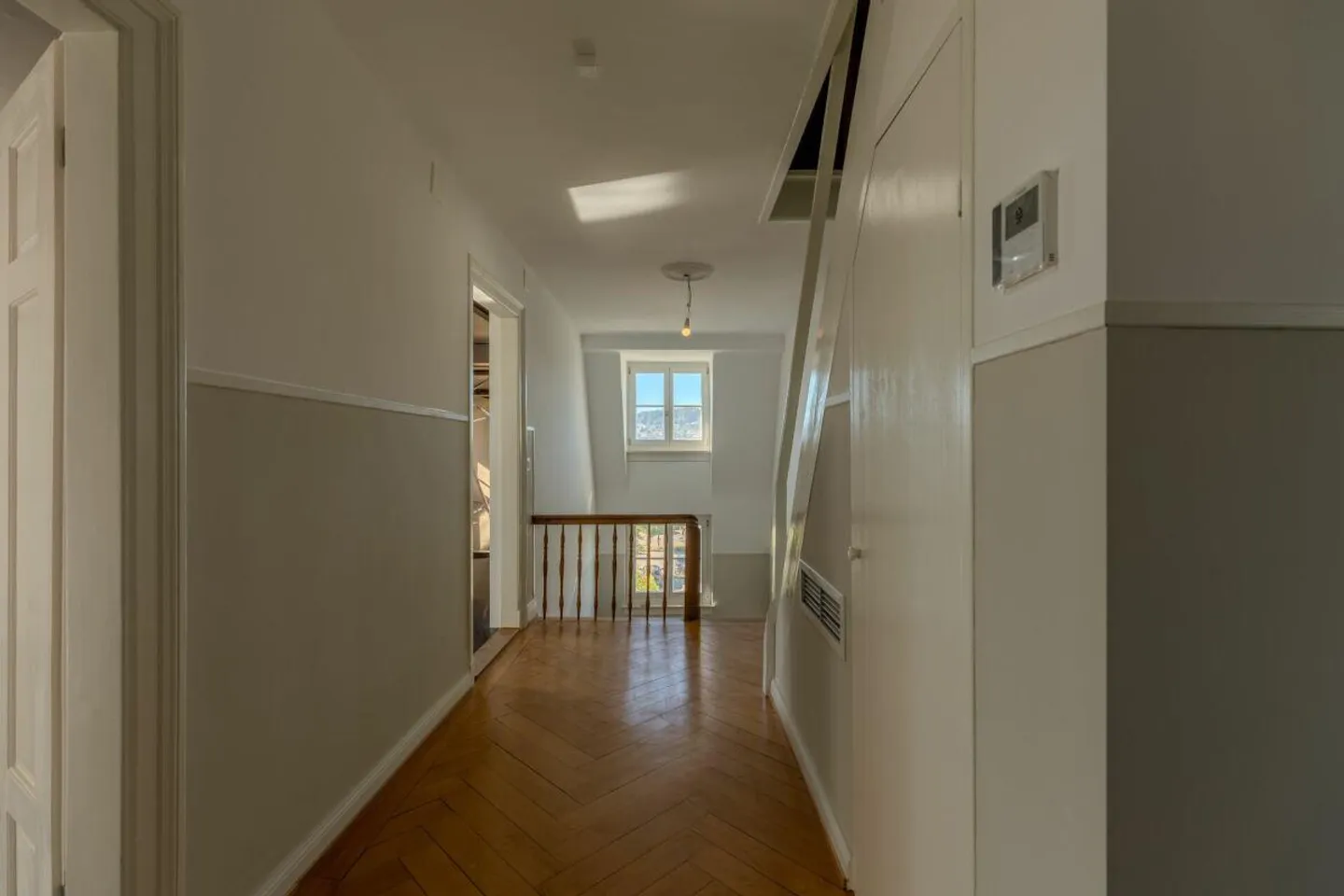 Villa esclusiva - Eleganza senza tempo e potenziale versatile (Regione di Wil SG, Turgovia) - Foto 5 di 9