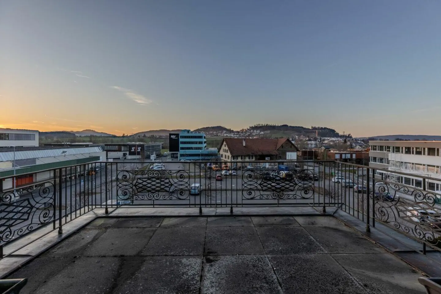 Villa esclusiva - Eleganza senza tempo e potenziale versatile (Regione di Wil SG, Turgovia) - Foto 8 di 9