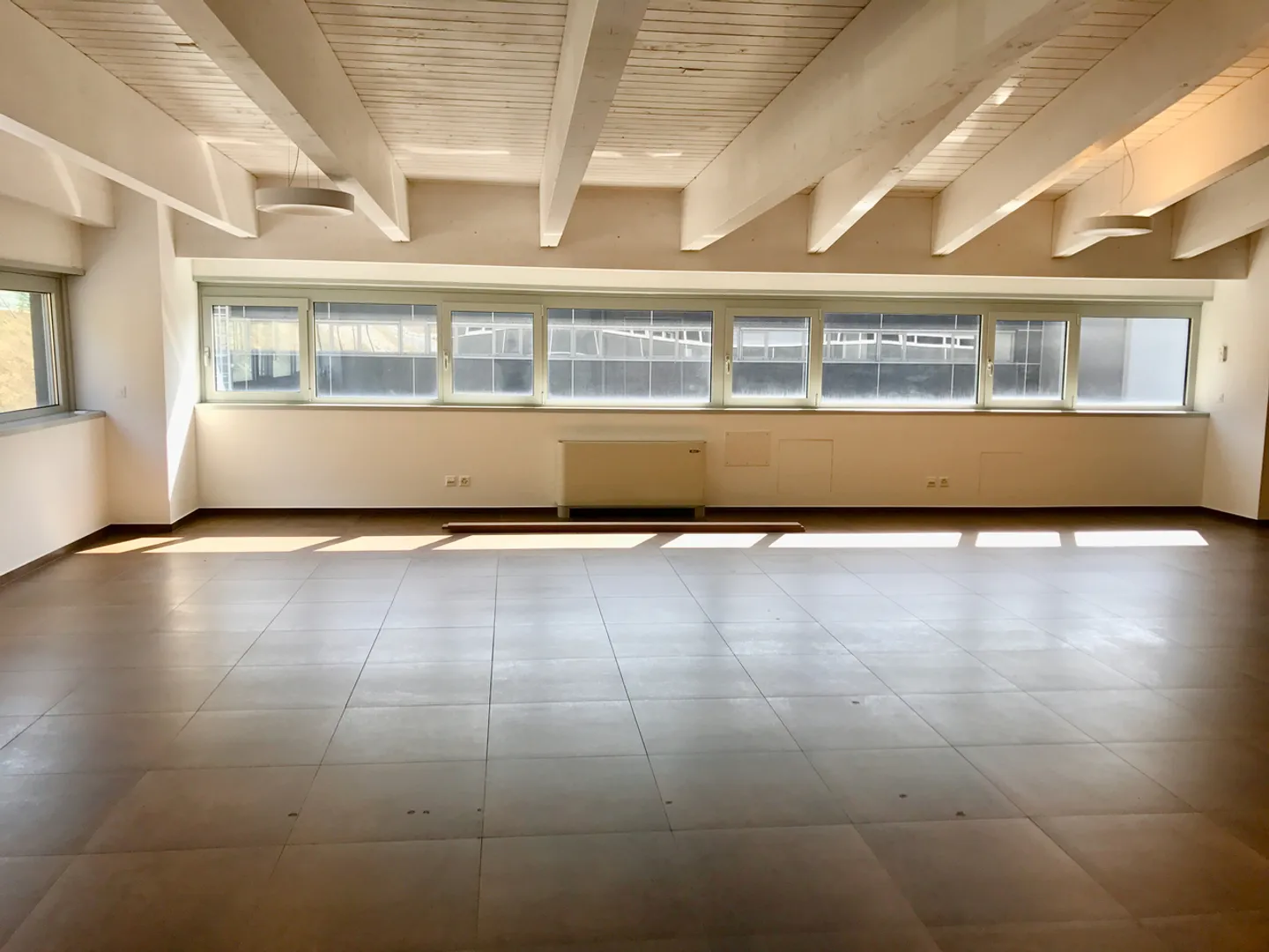 Spazio ufficio in affitto - Foto 6 di 11
