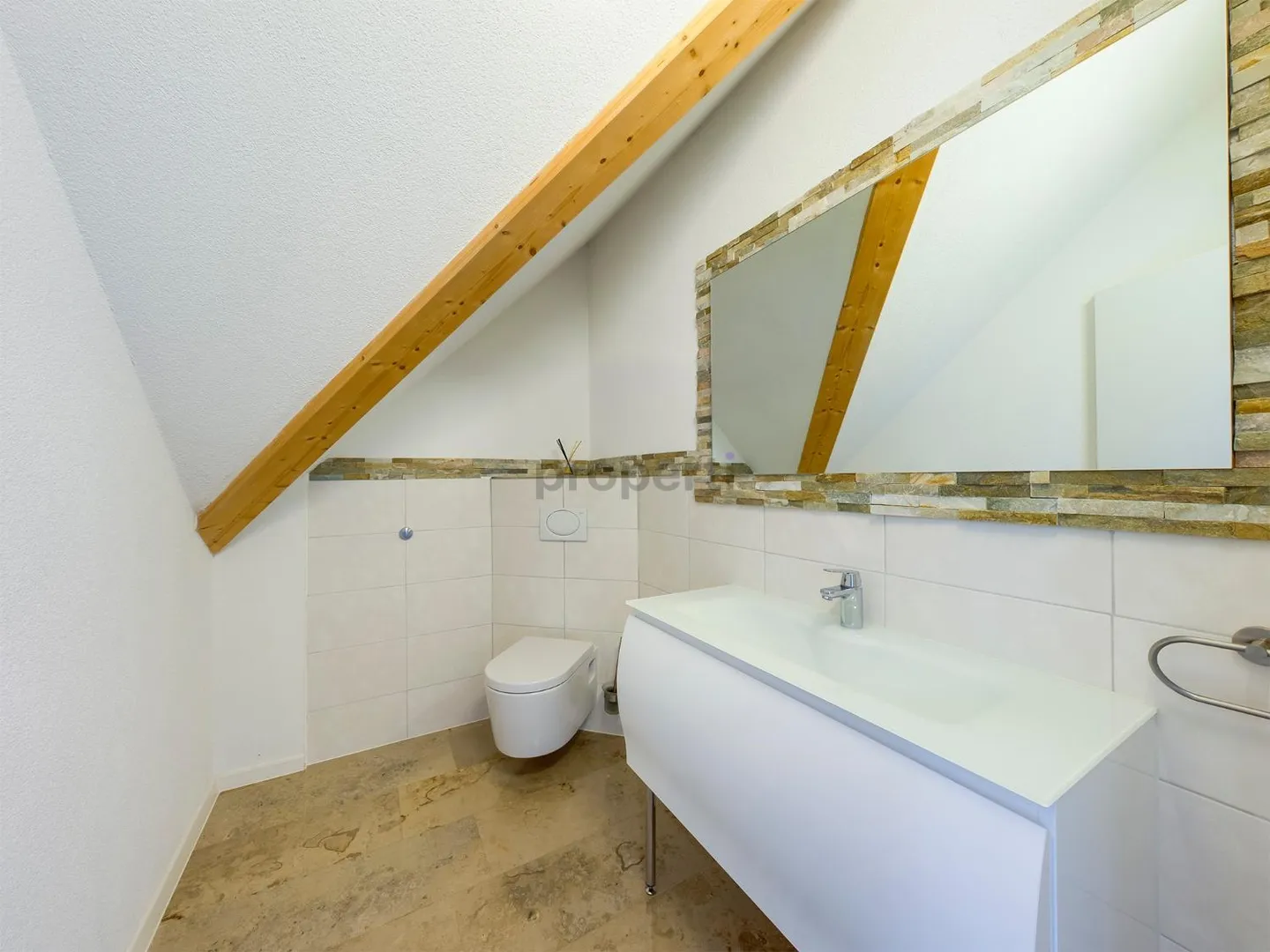 Light-Filled Dream Home in Weiach: Stylish 3.5-Room Attic Apartment with High Ceilings and Great Views - Photo 11 of 13