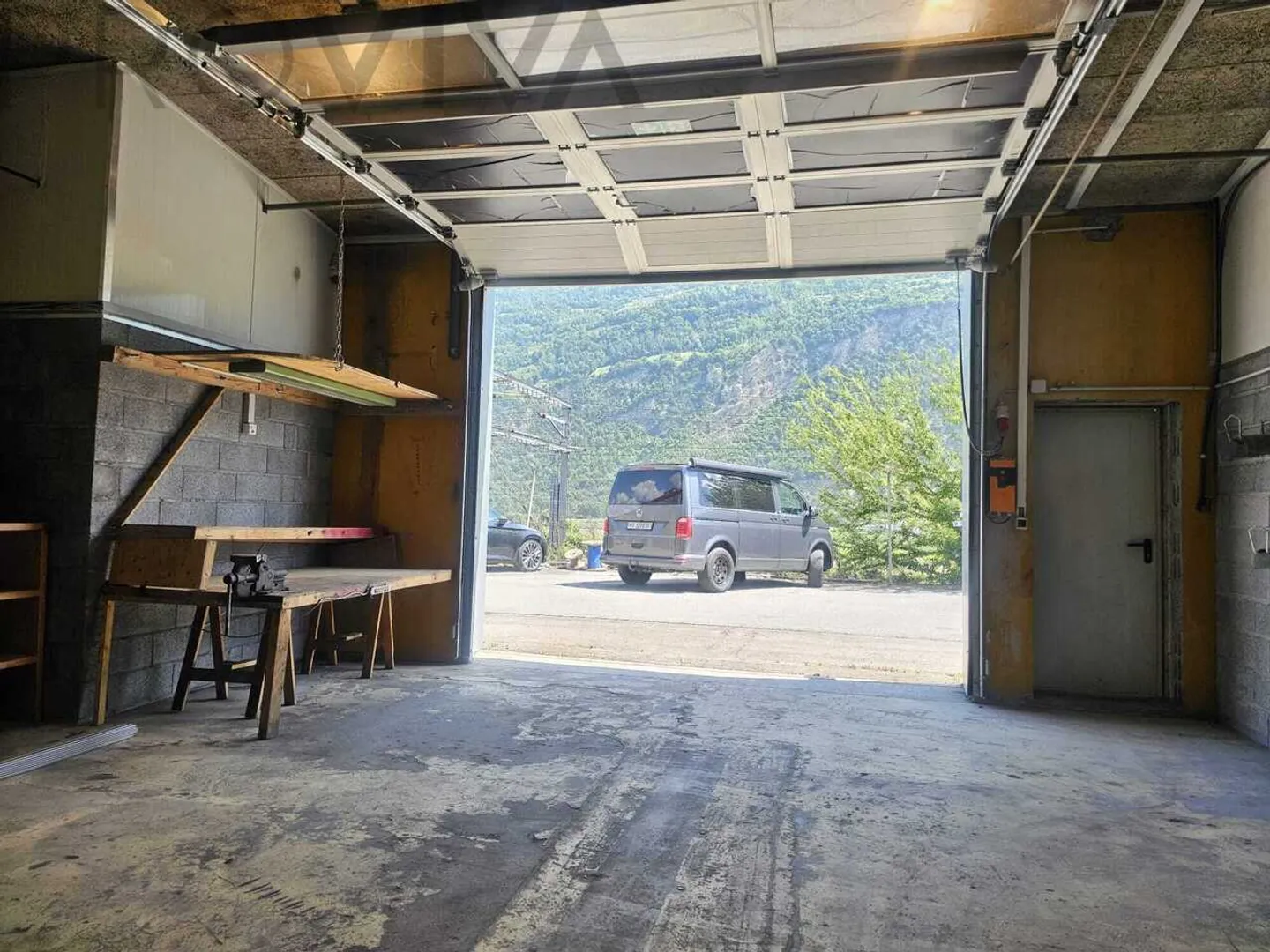 Commercial Space in St-Pierre - Photo 2 of 7