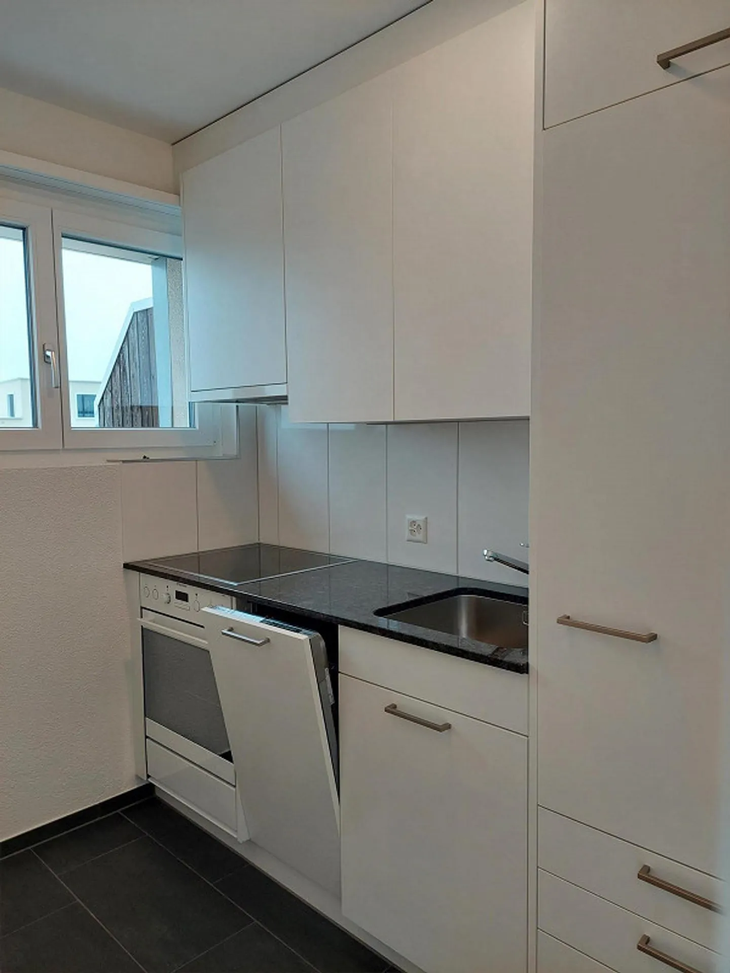 Moderne Wohnung an ruhiger Lage - Foto 2 von 8