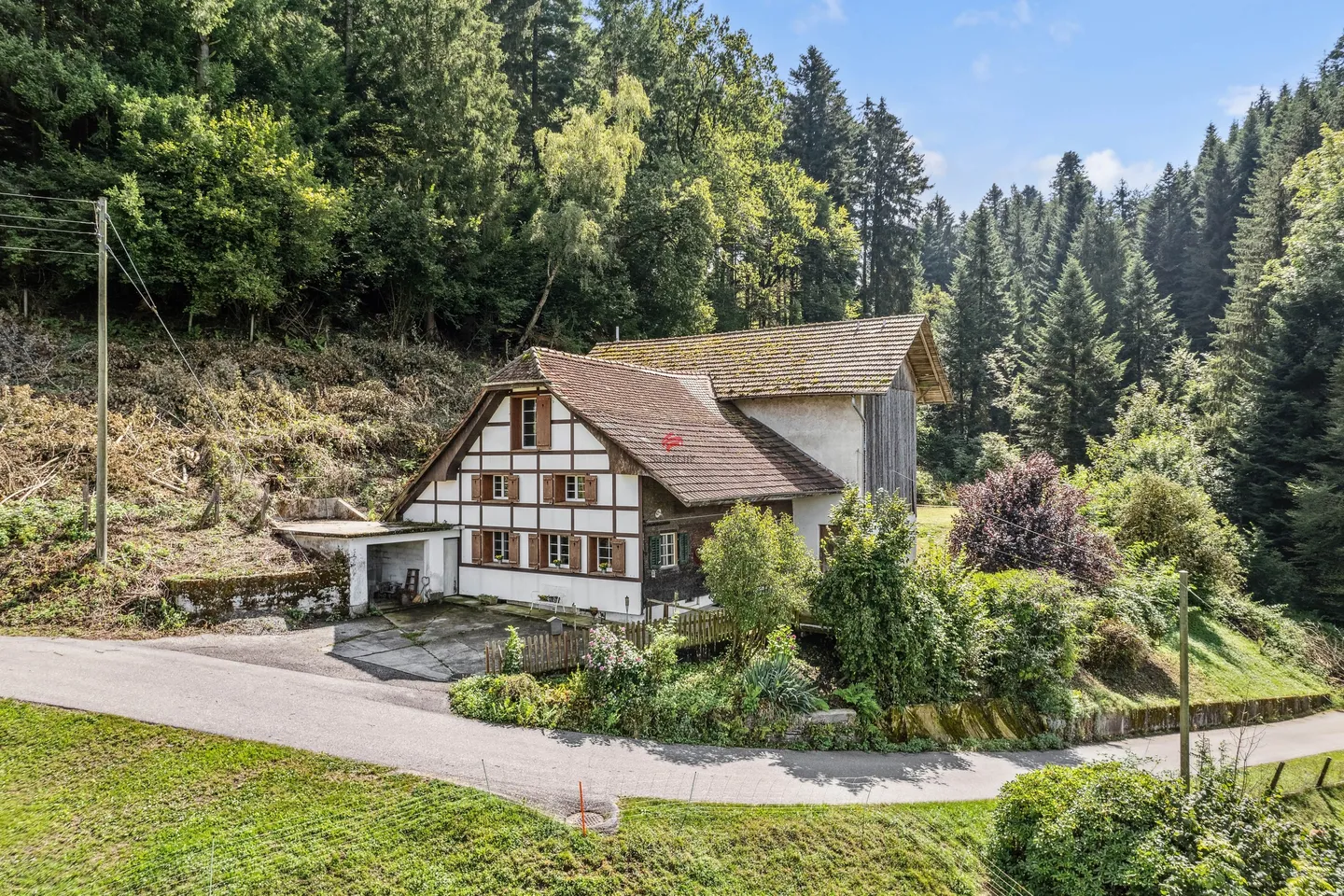 Bauernhaus mit Scheune als Wohlfühloase in der idyllischen Natur - Foto 1 von 14