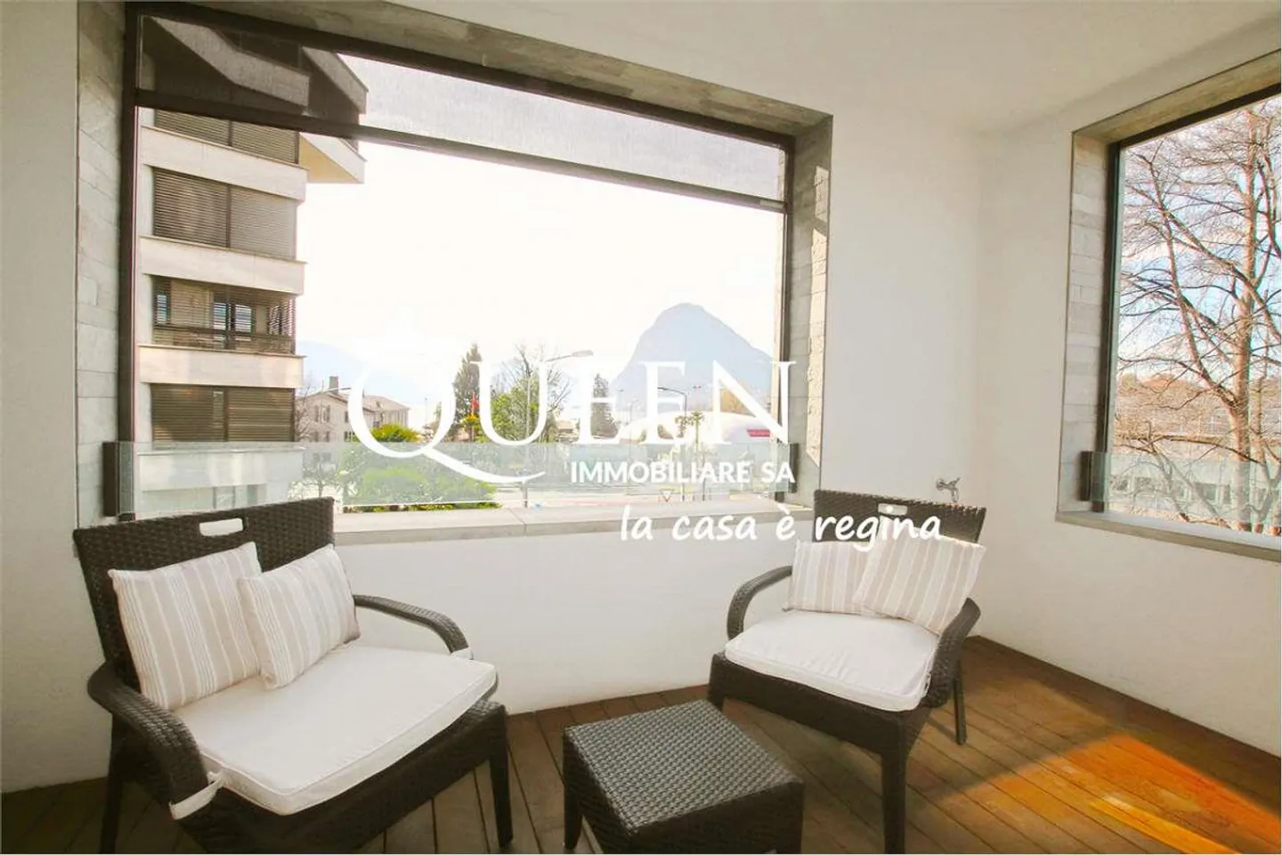 Lugano-Cassarate: luxurious 4.5 rooms, 150 m², loggia, lake view - Photo 12 of 13