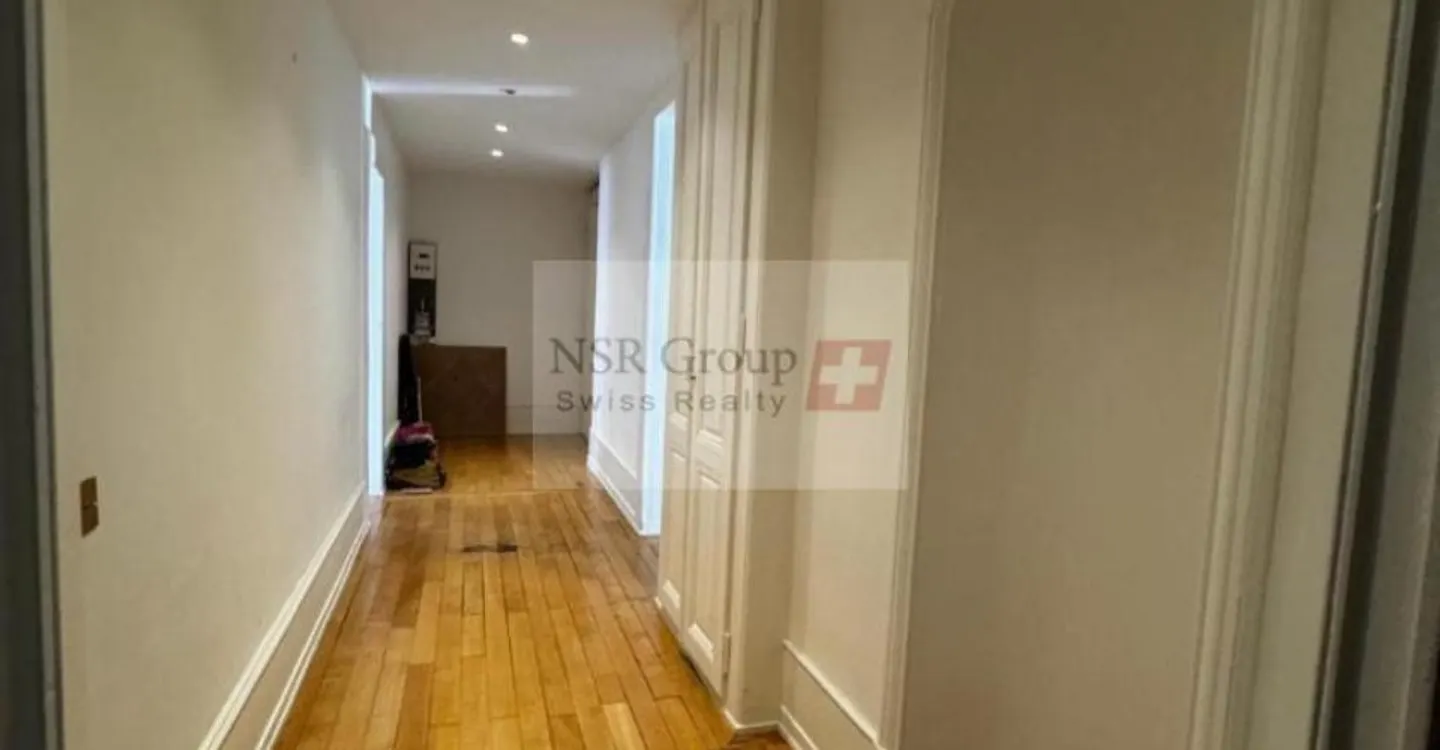 À LOUER ? SUPERBE APPARTEMENT DE 5 PIÈCES AU BOULEVARD HELVÉTIQUE - Photo 1 of 4
