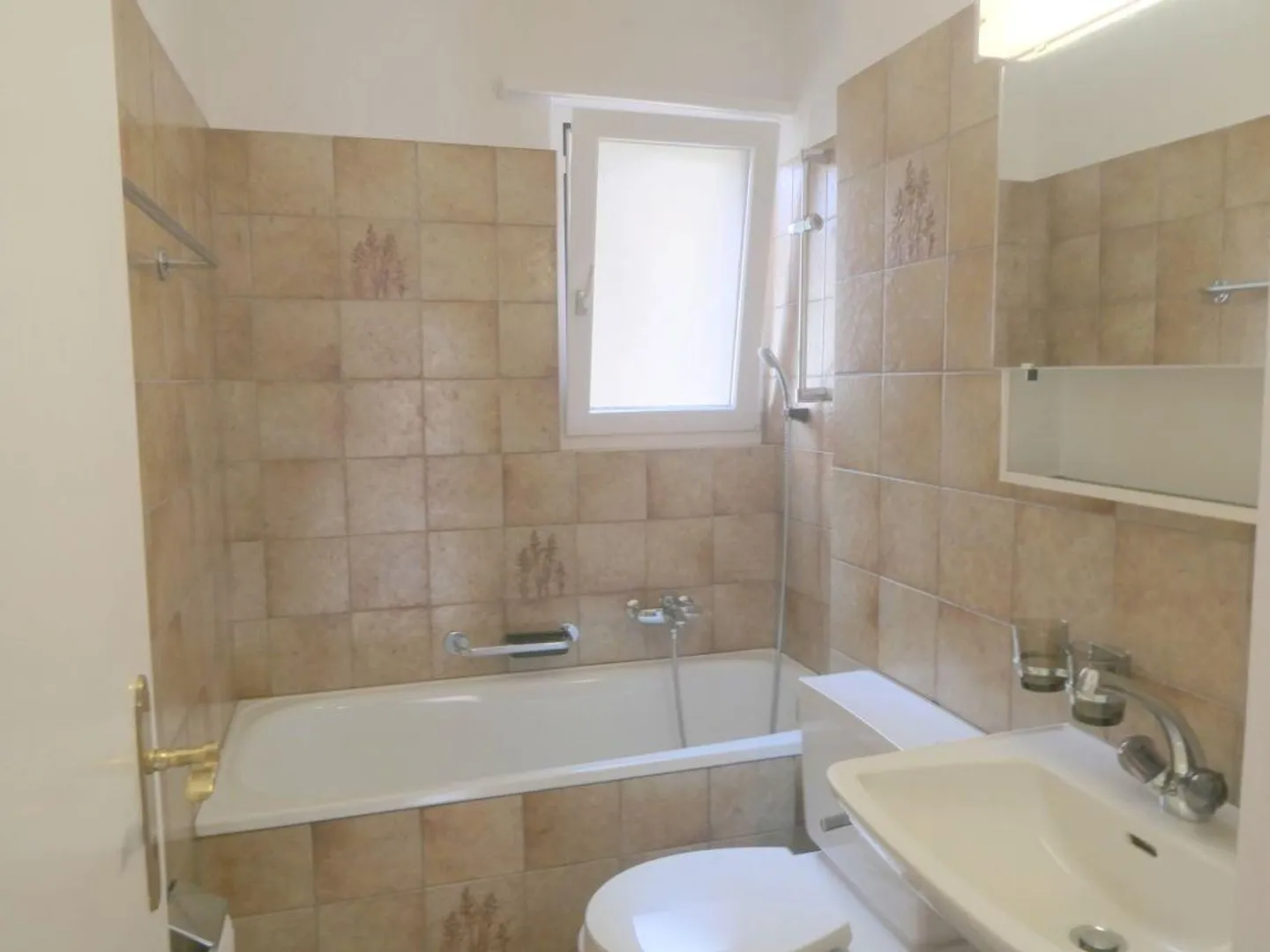 Charmante Wohnung mit Balkon - Foto 7 von 10