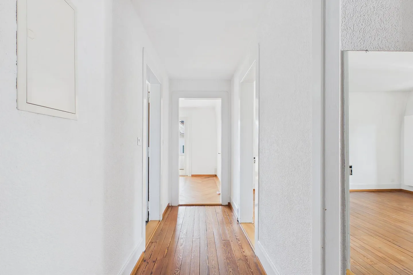 Historical Bern Townhouse with a 7.5 and a 3-room apartment - Photo 15 of 20
