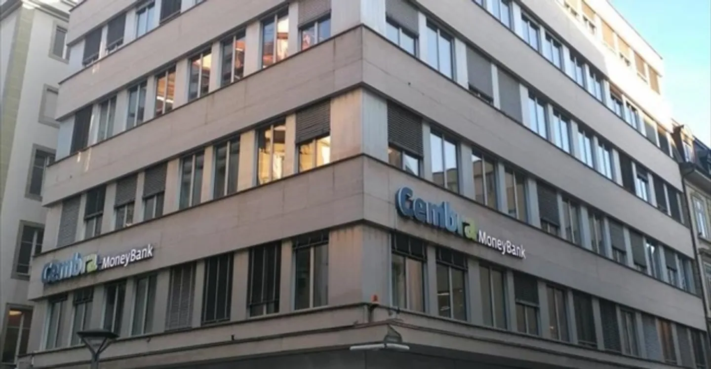 Office space for rent - Photo 3 of 4