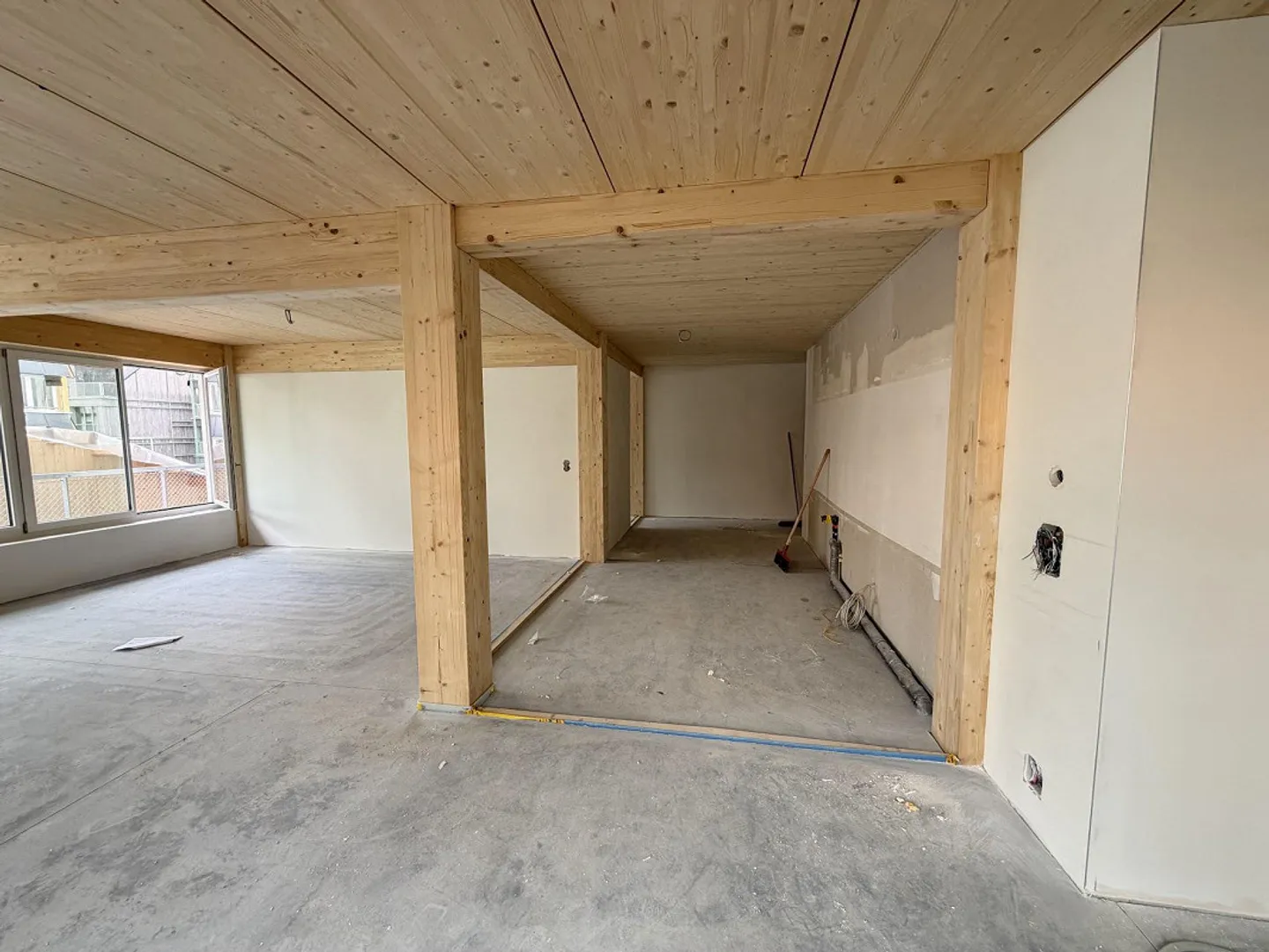 Geräumige Wohnung in aufstrebendem Viertel - Foto 2 von 5
