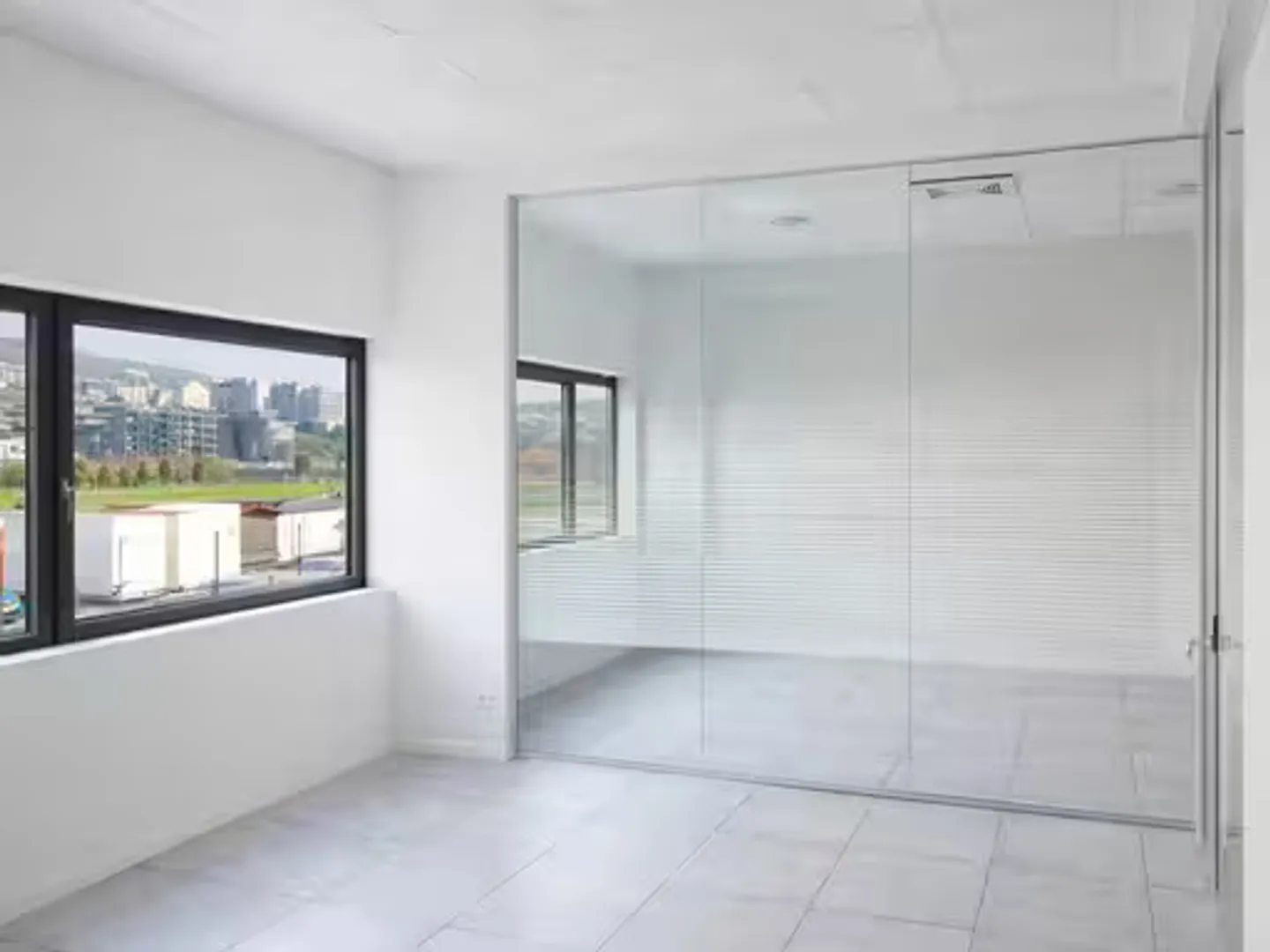 Gewerbefläche zu Vermieten - Foto 1 von 6