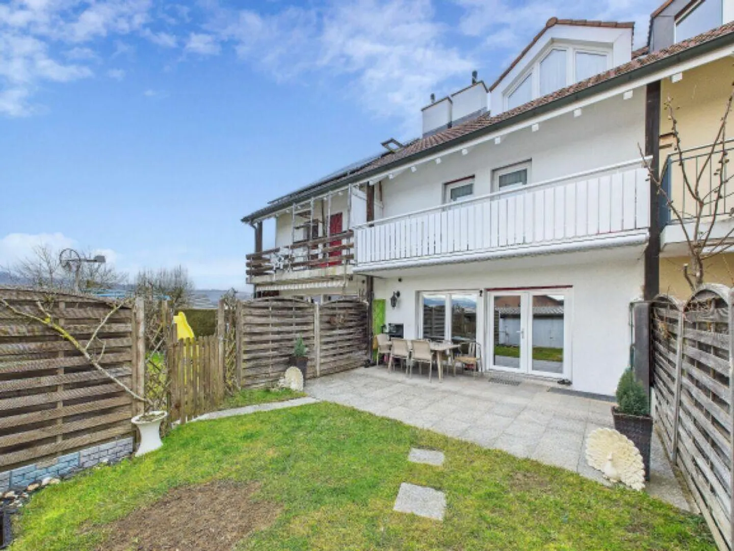 La tua casa con vista sulle montagne - tanto spazio per vivere, famiglia e tranquillità - Foto 2 di 16