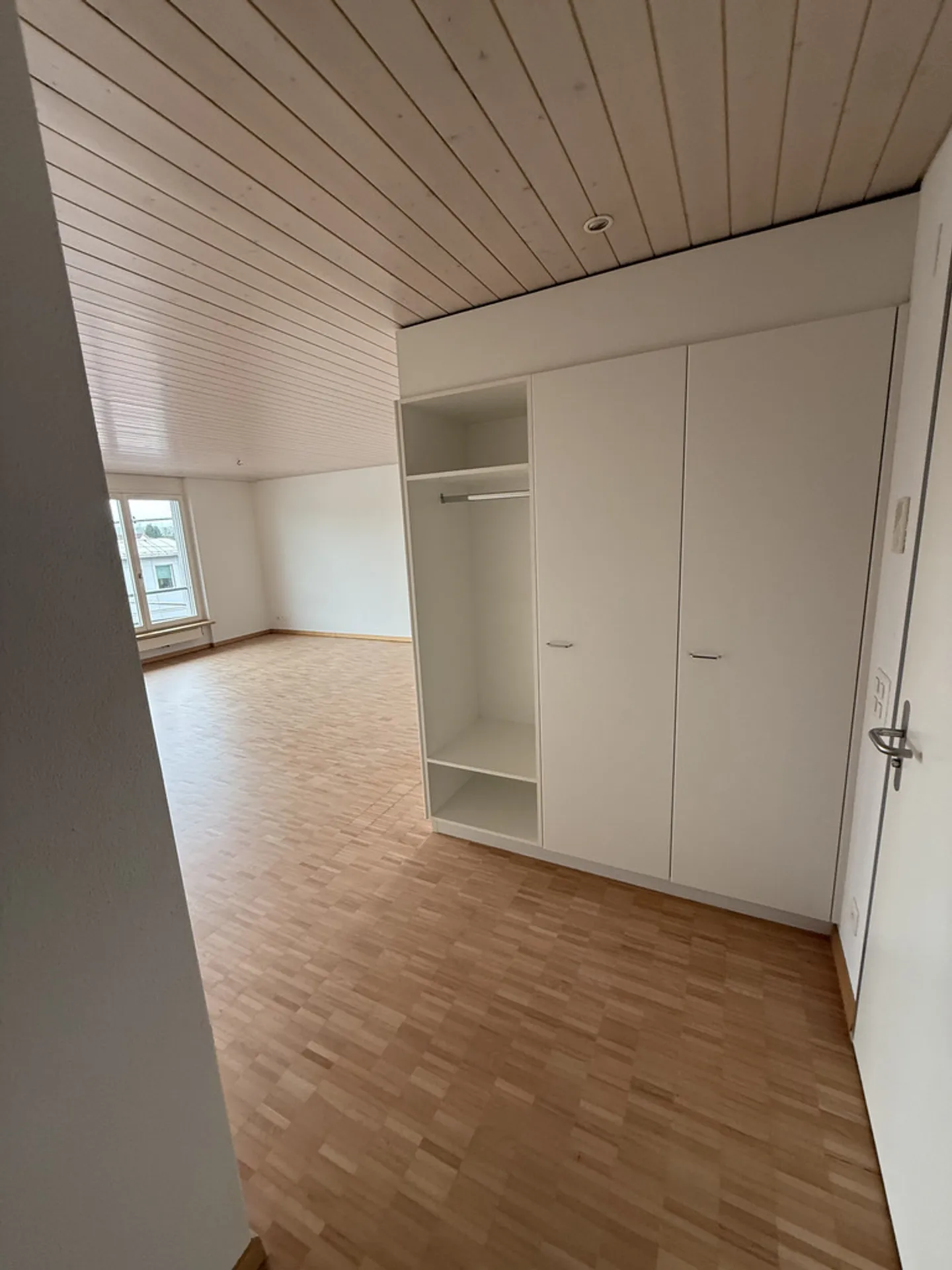 Renovierte 2.5-Zimmerwohnung - Foto 3 von 8