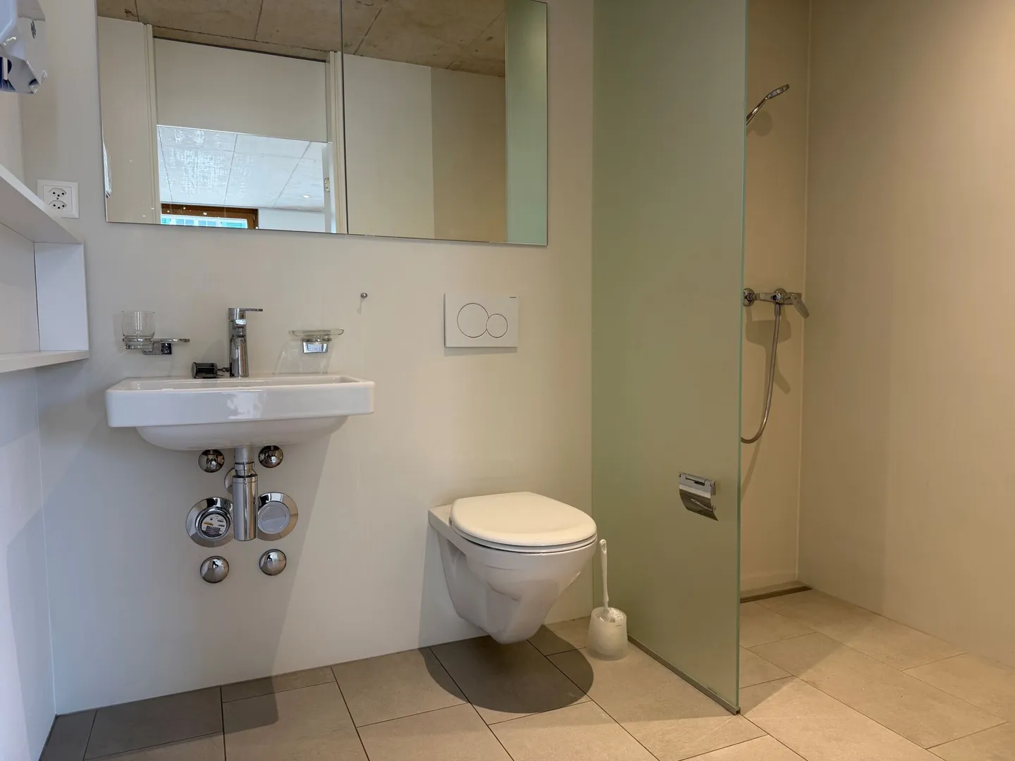 Espaces de bureau/pratique flexibles de 84m2 à louer - Photo 12 sur 13