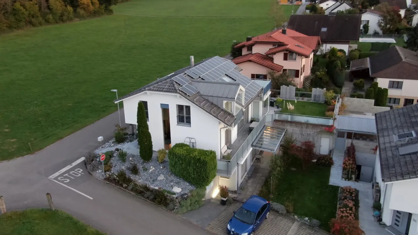 Freistehendes Einfamilienhaus in der Natur - Foto 2 von 8