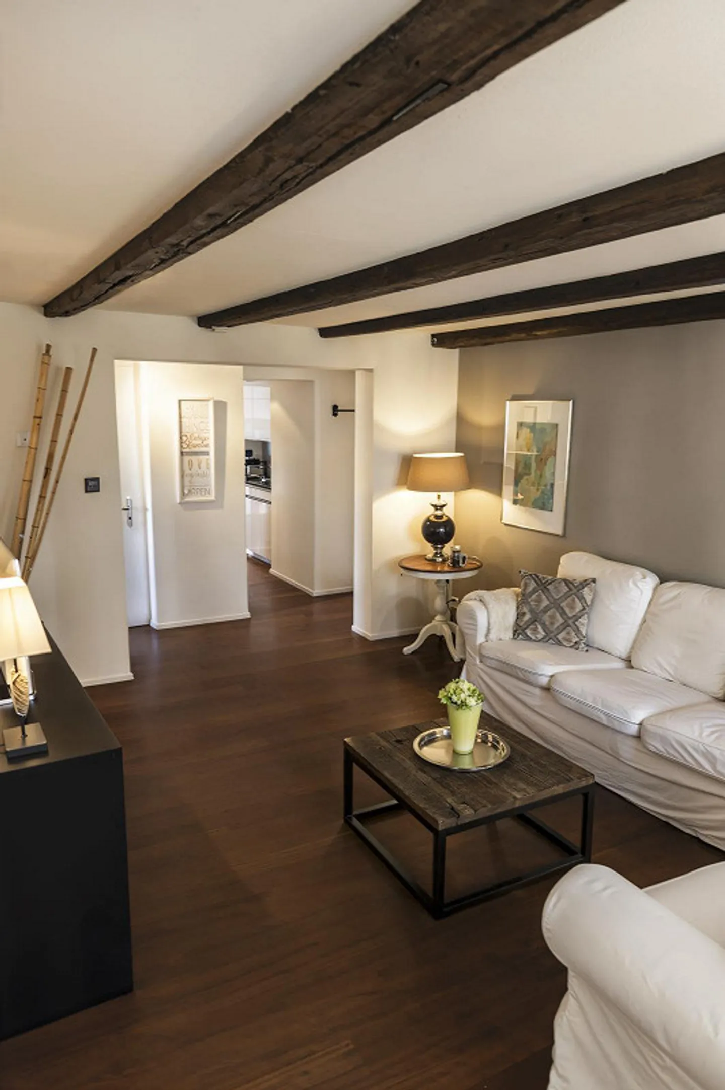 Perfect Temporary Living in Downtown St. Gallen - Photo 6 of 13