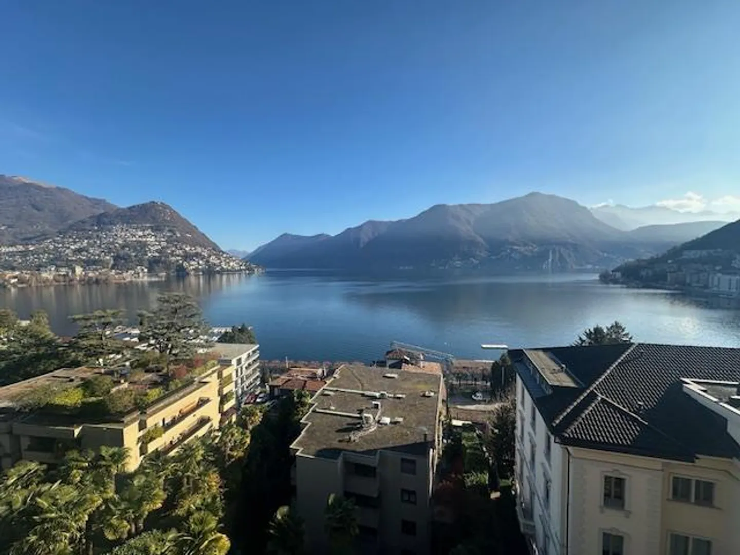 Appartement élégant de 5 pièces avec vue sur le lac à Lugano - Photo 1 sur 4