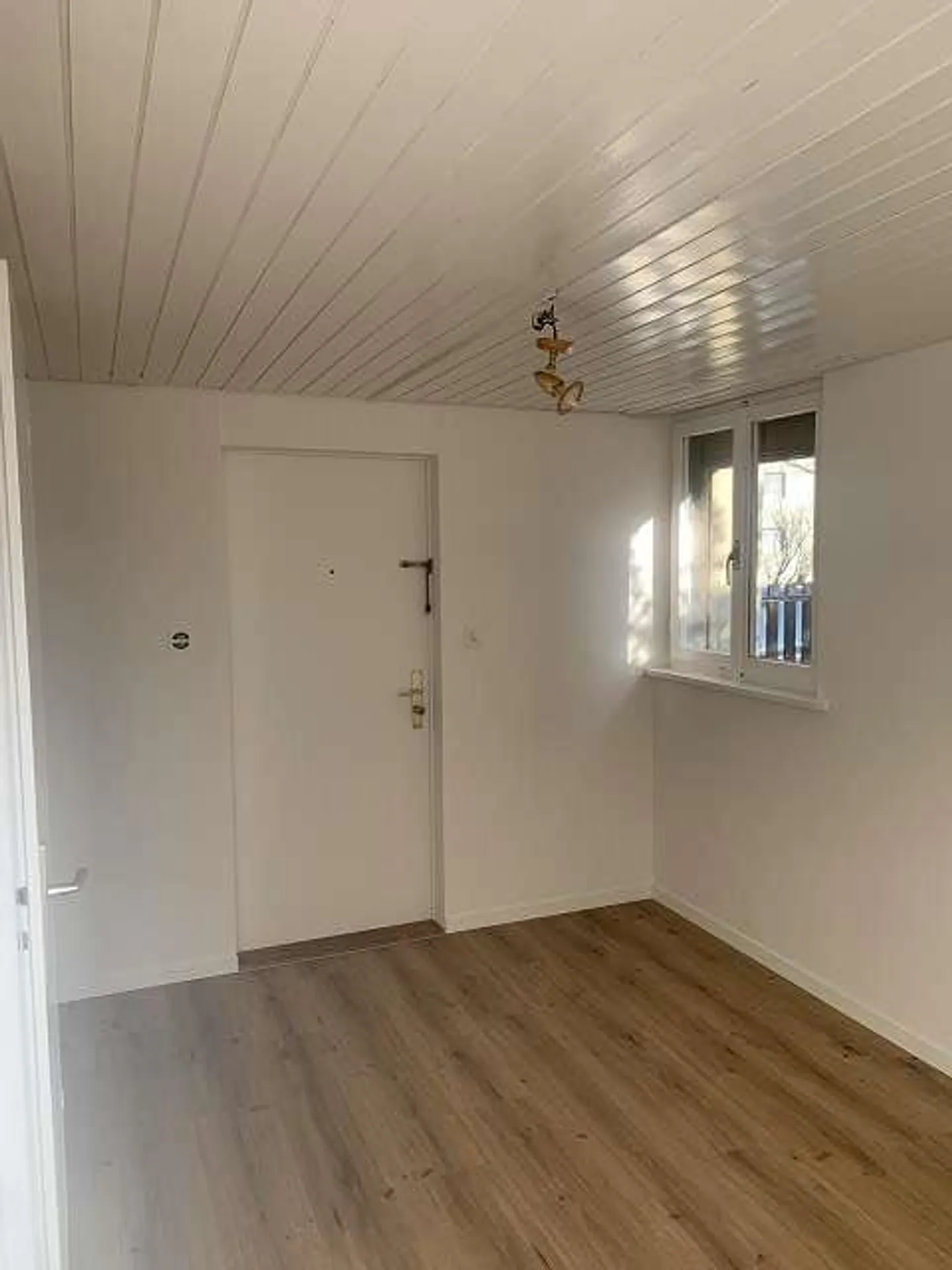 Appartamento 1 stanza ristrutturato in una posizione tranquilla - Foto 2 di 3