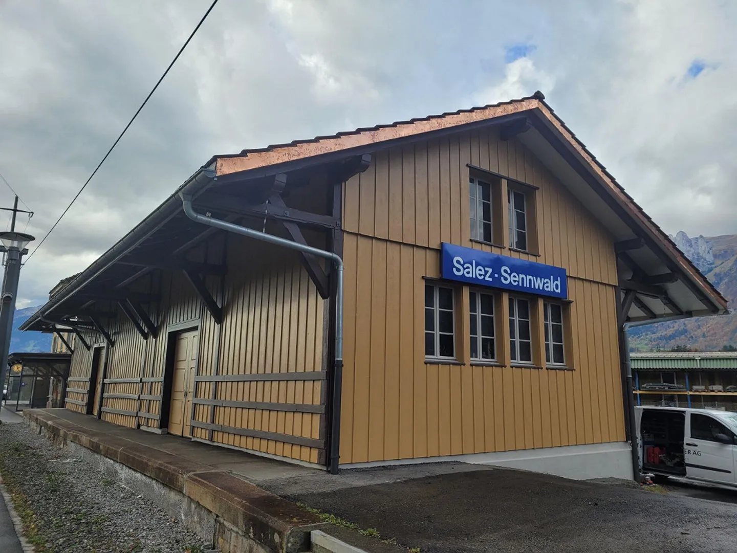 Spazio di stoccaggio nel magazzino merci della stazione di Salez-Sennwald - Foto 1 di 6
