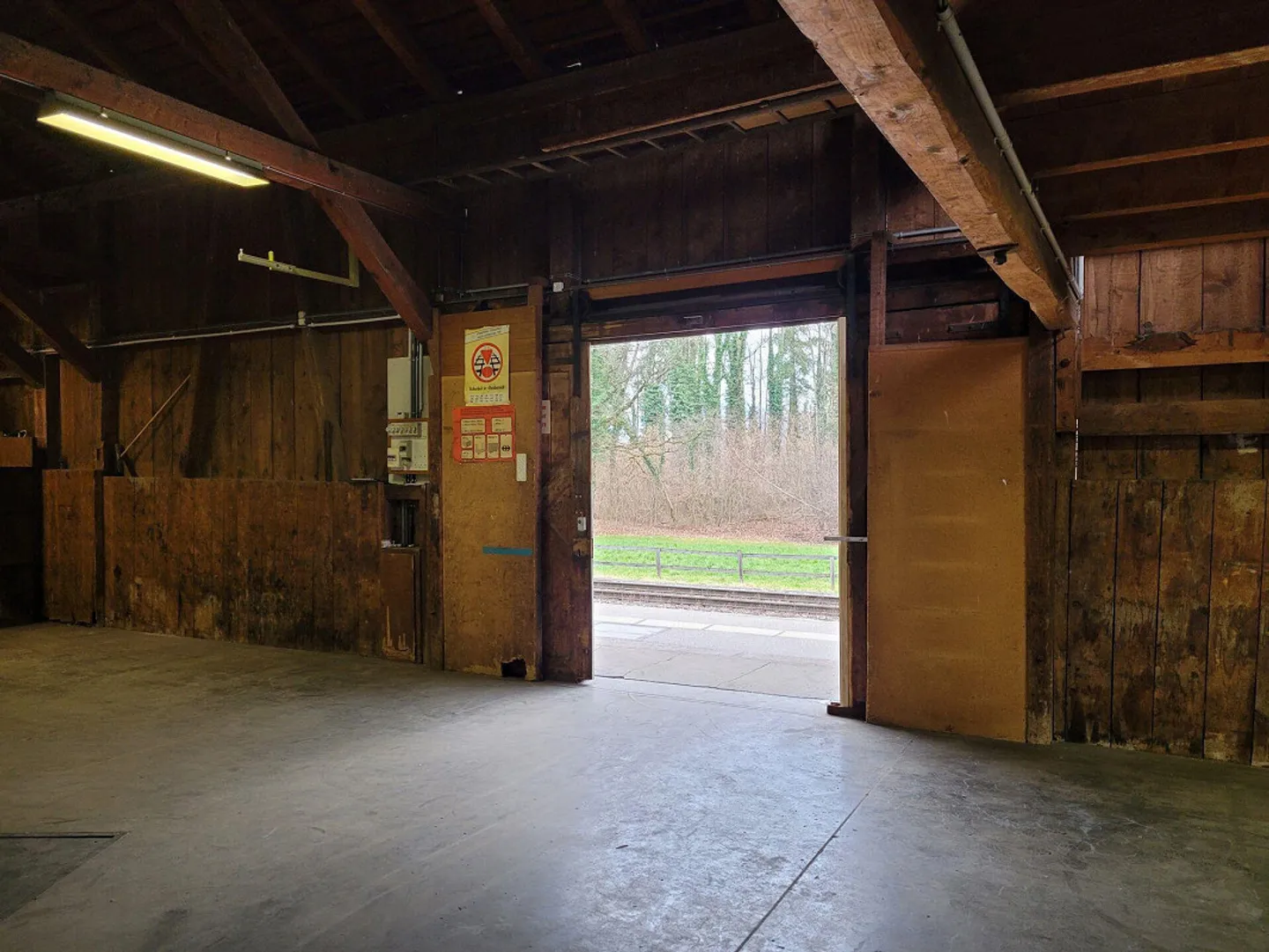 Spazio di stoccaggio nel magazzino merci della stazione di Salez-Sennwald - Foto 5 di 6